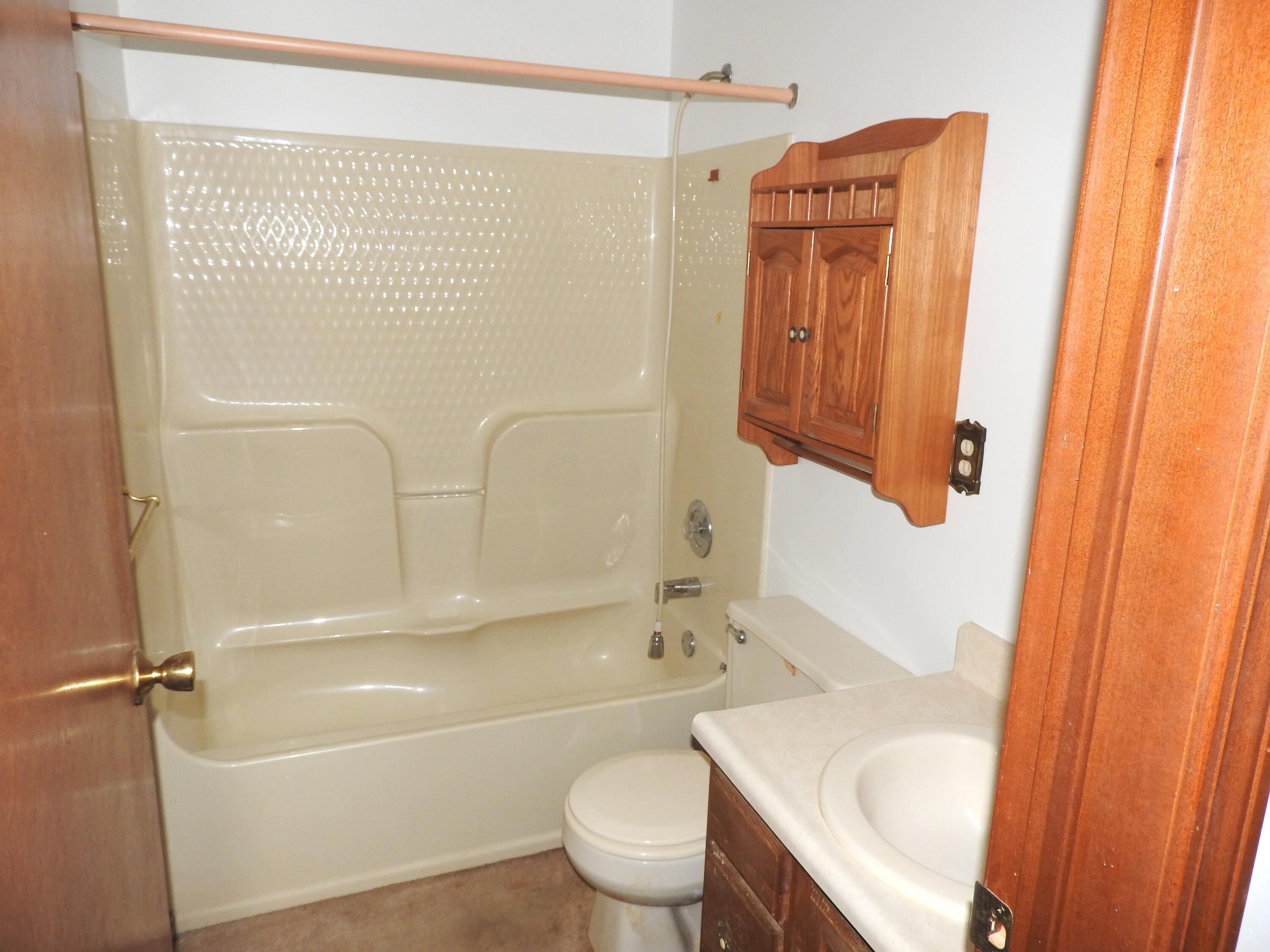 8180 Dog Leg, Dayton, Ohio 45414