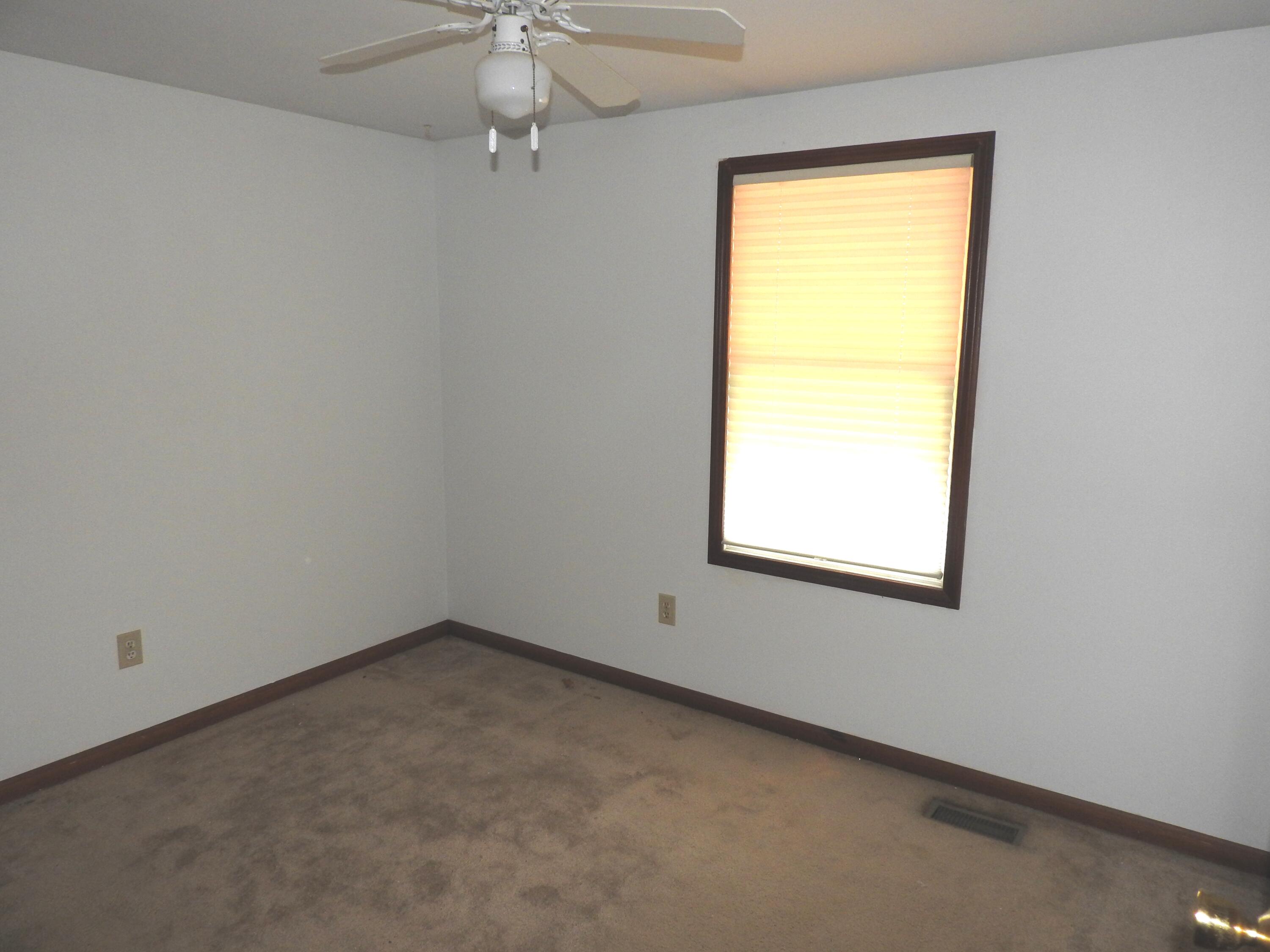8180 Dog Leg, Dayton, Ohio 45414