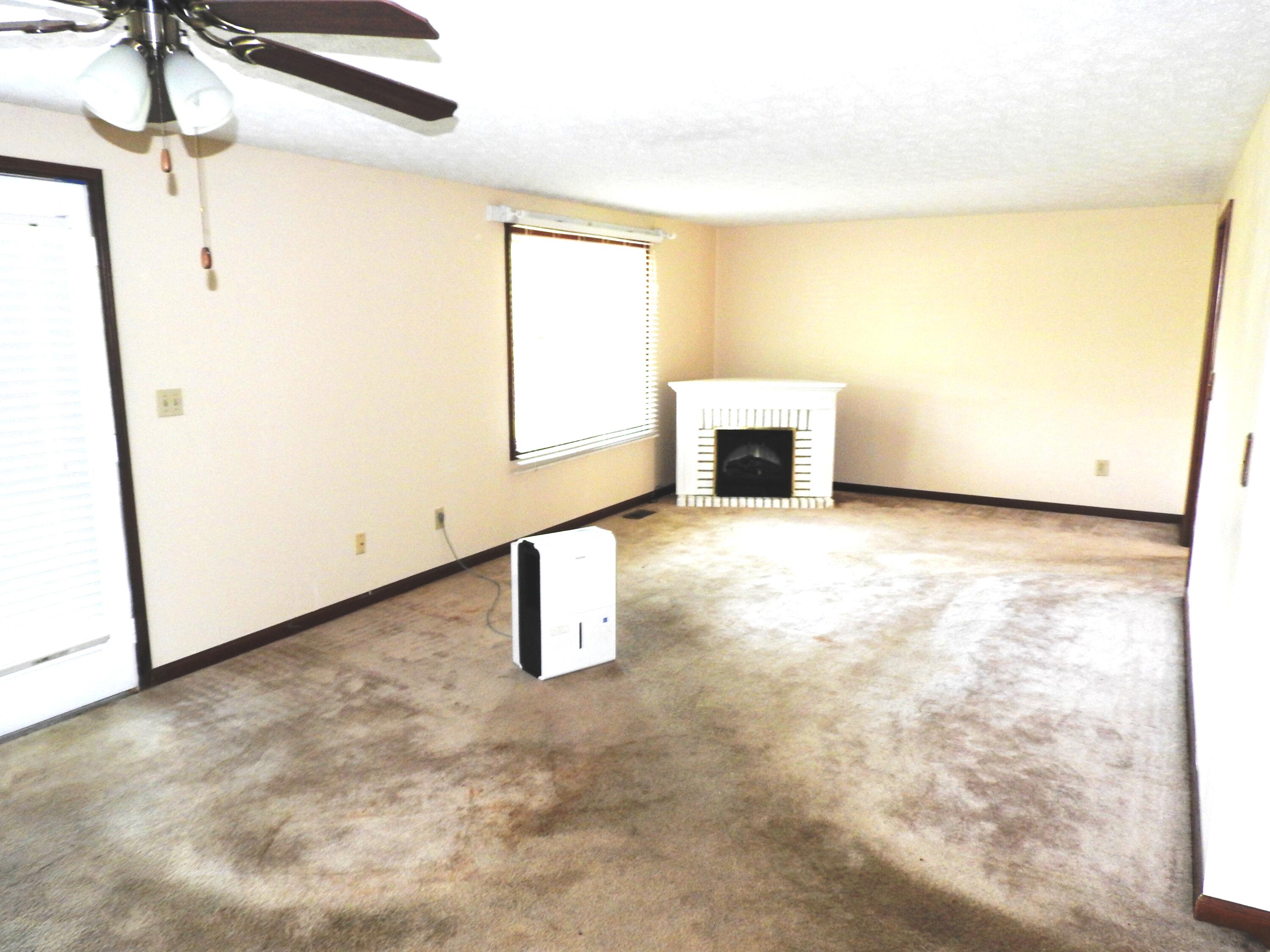 8180 Dog Leg, Dayton, Ohio 45414