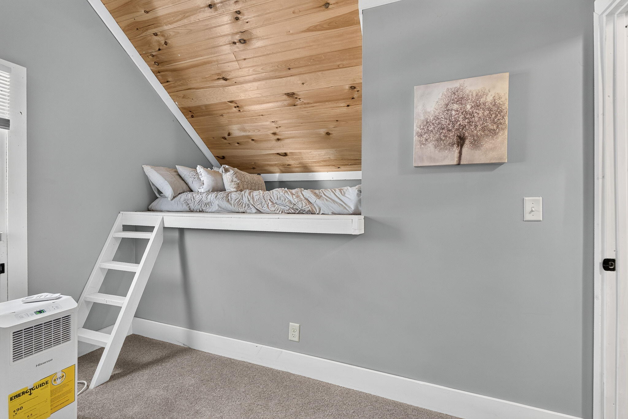 204 Blagrove, Richwood, Ohio 43344