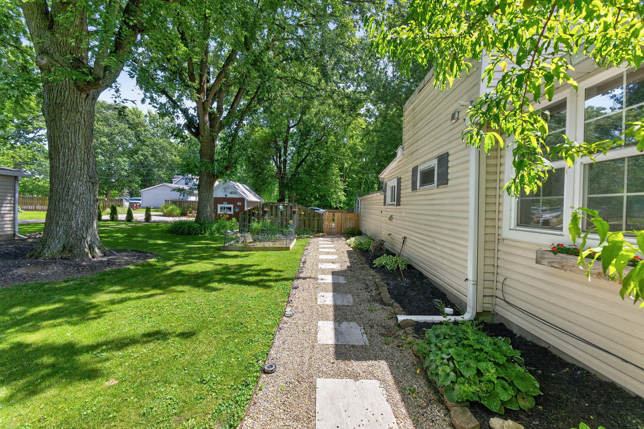 204 Blagrove, Richwood, Ohio 43344