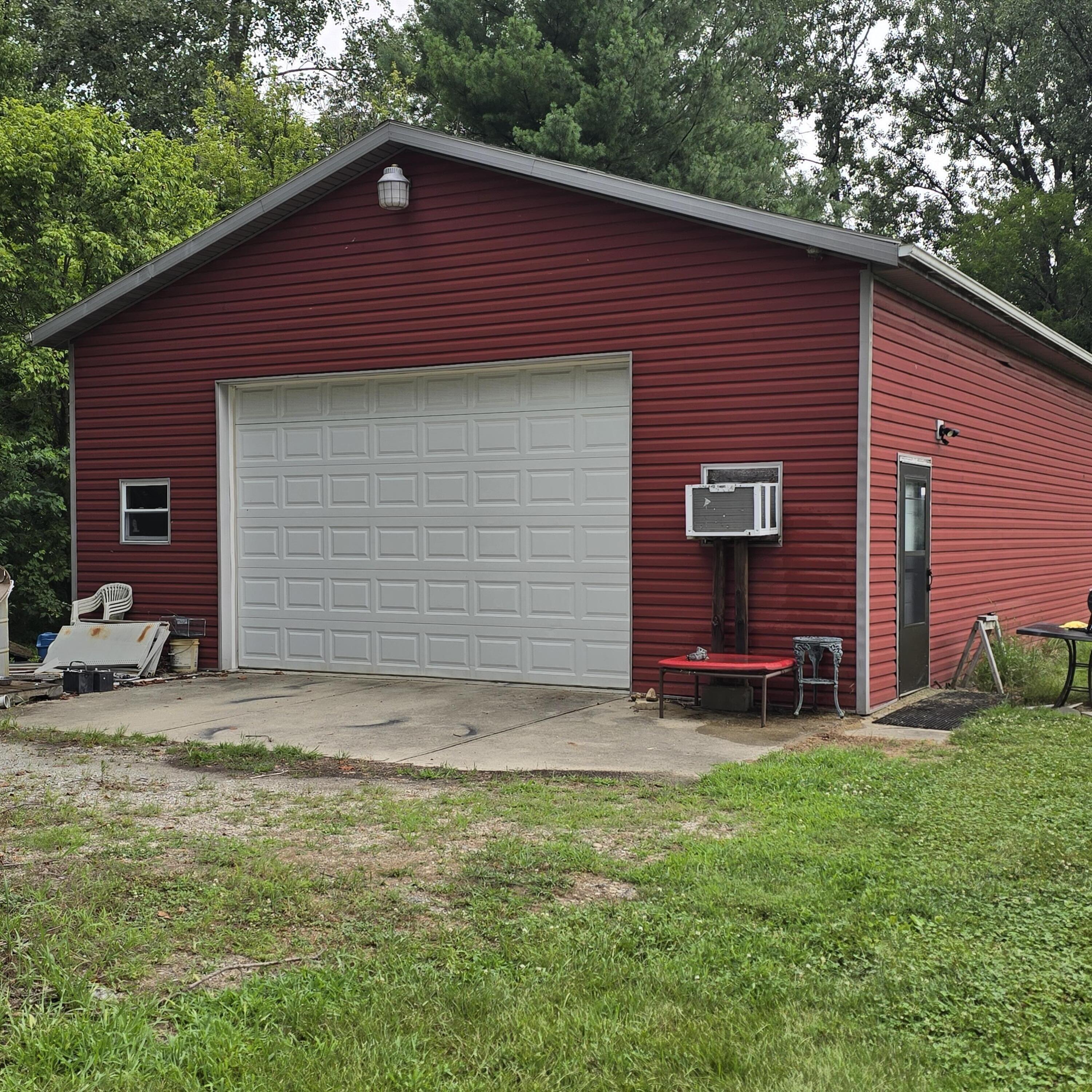 5944 Troy, Springfield, Ohio 45502