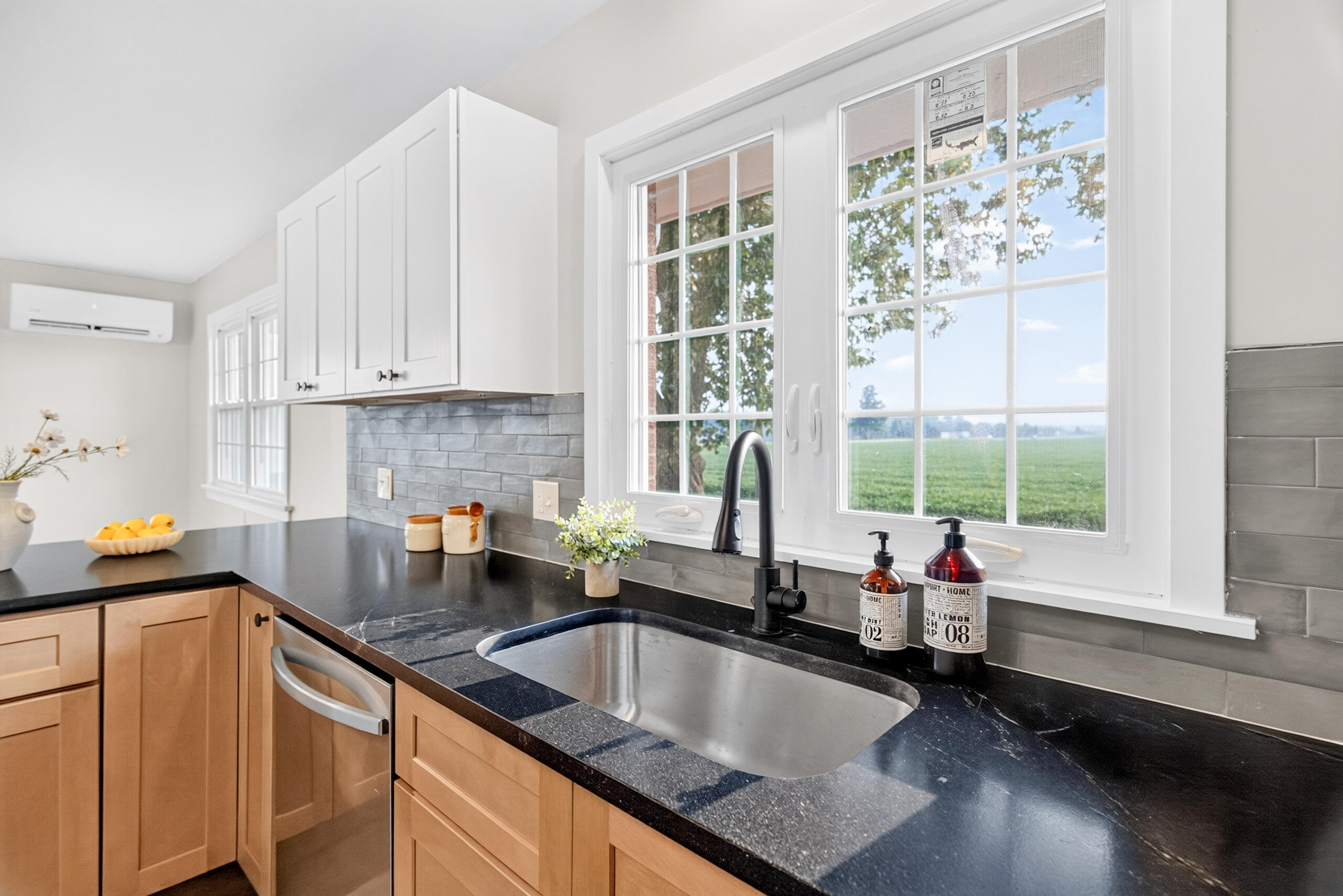 13567 Mccartyville, Anna, Ohio 45302