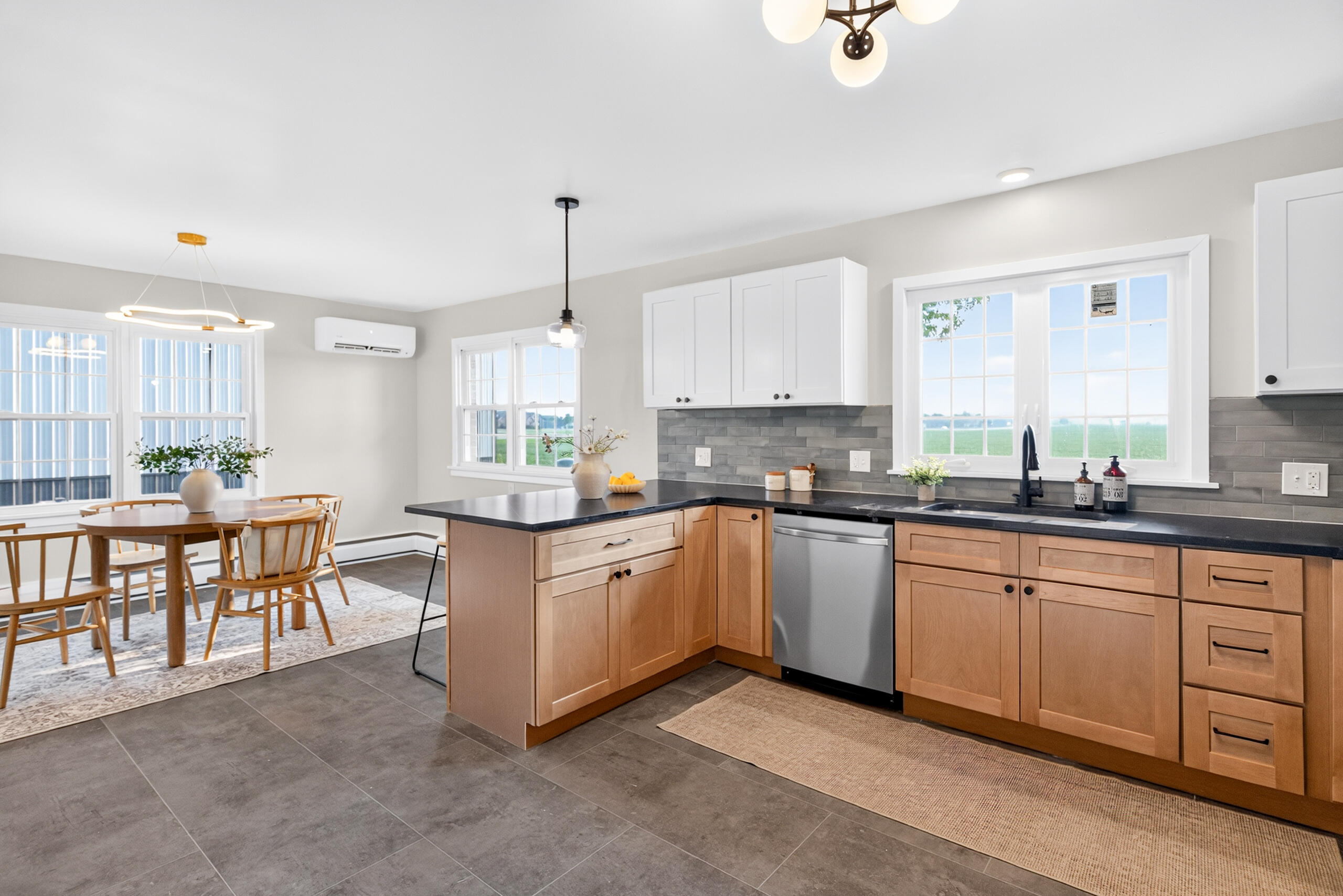 13567 Mccartyville, Anna, Ohio 45302