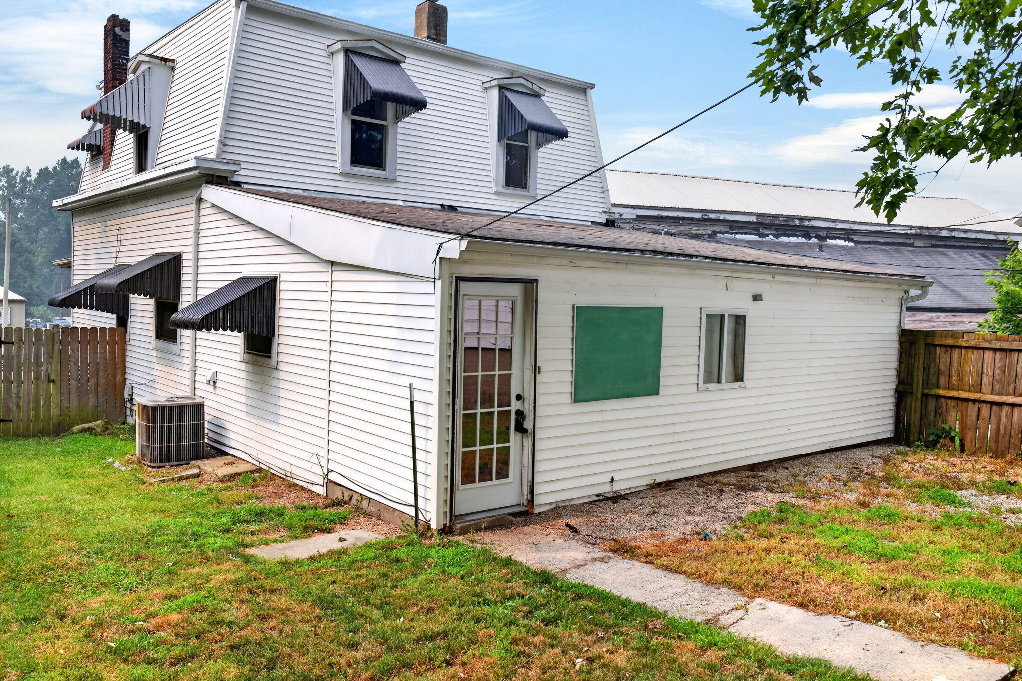 320 Garfield, Bellefontaine, Ohio 43311
