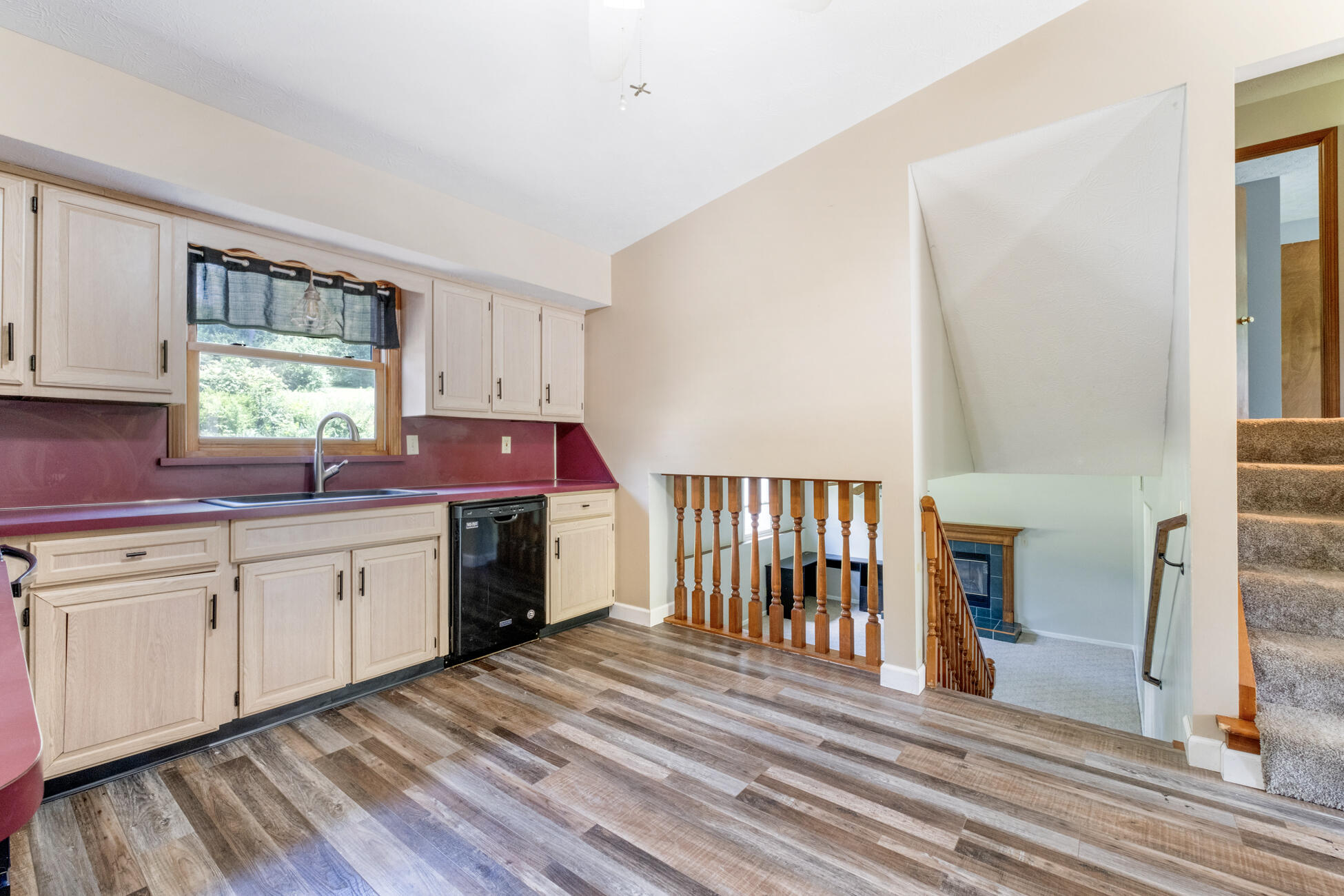 746 Spring Falls, Springfield, Ohio 45502