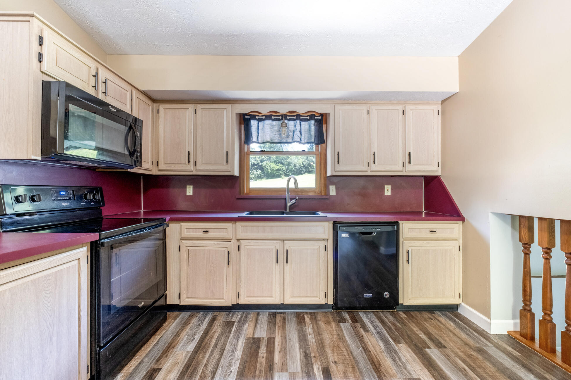 746 Spring Falls, Springfield, Ohio 45502