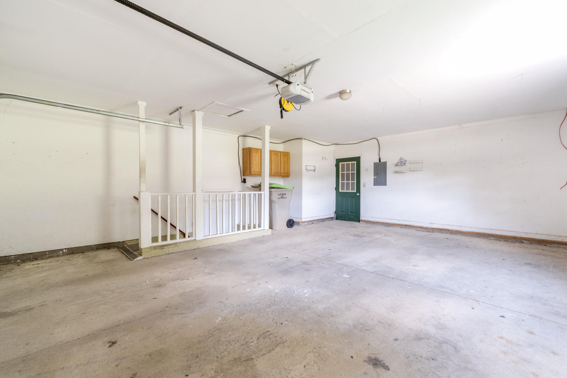 746 Spring Falls, Springfield, Ohio 45502