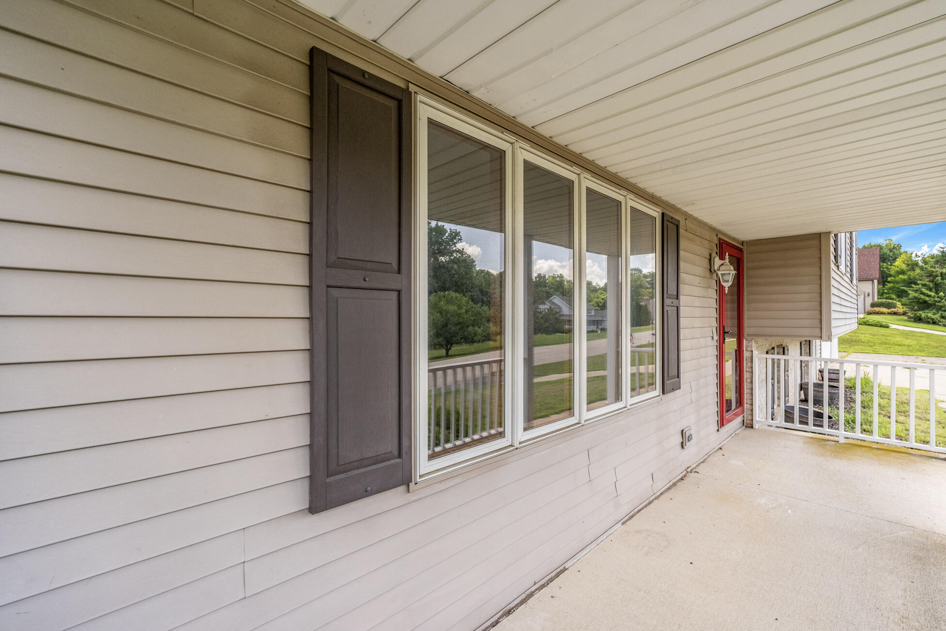 746 Spring Falls, Springfield, Ohio 45502
