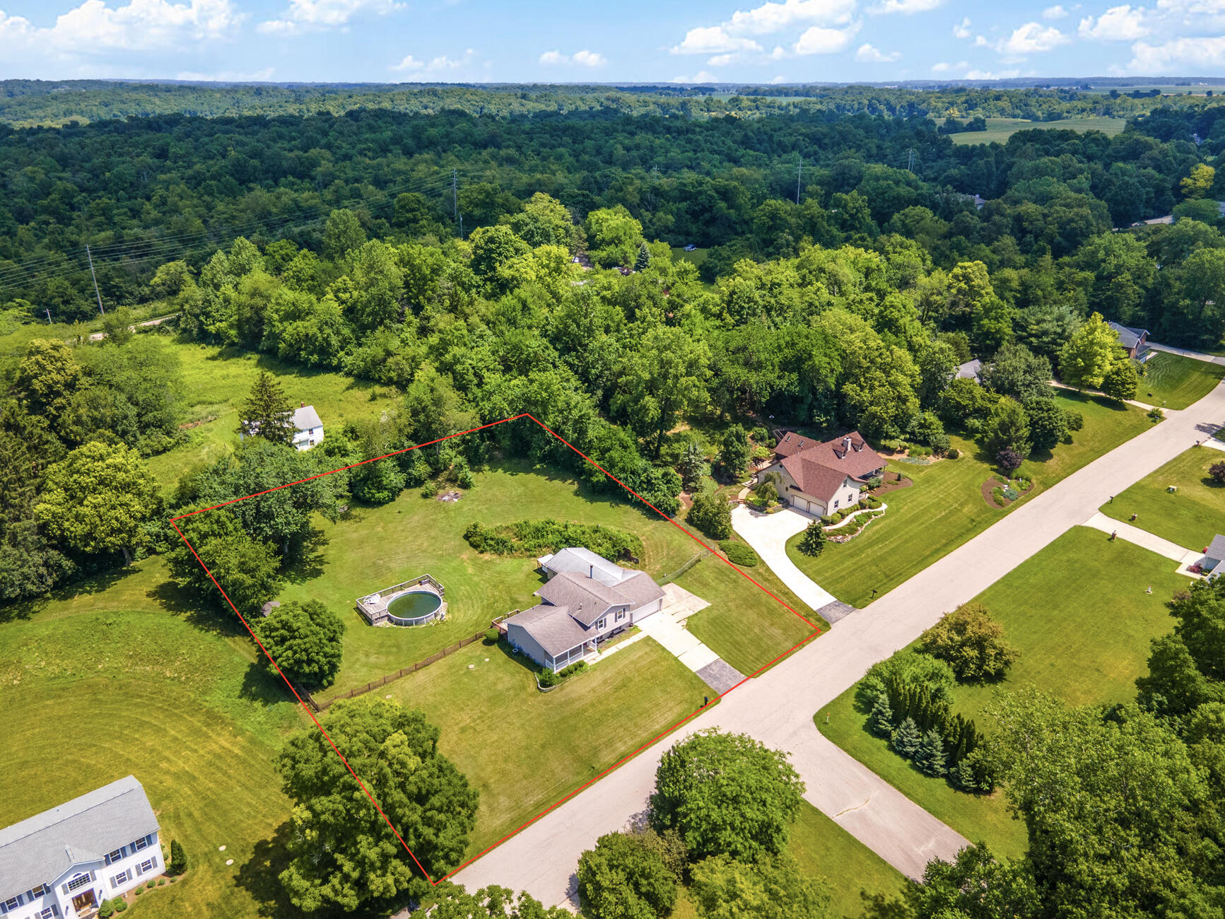 746 Spring Falls, Springfield, Ohio 45502