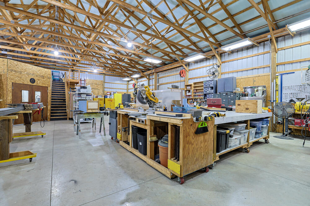 5640 Horseshoe Bend, Ludlow Falls, Ohio 45339