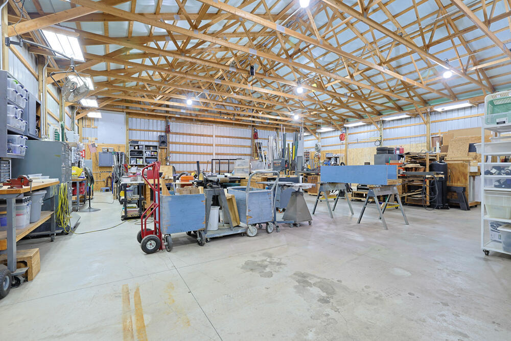 5640 Horseshoe Bend, Ludlow Falls, Ohio 45339