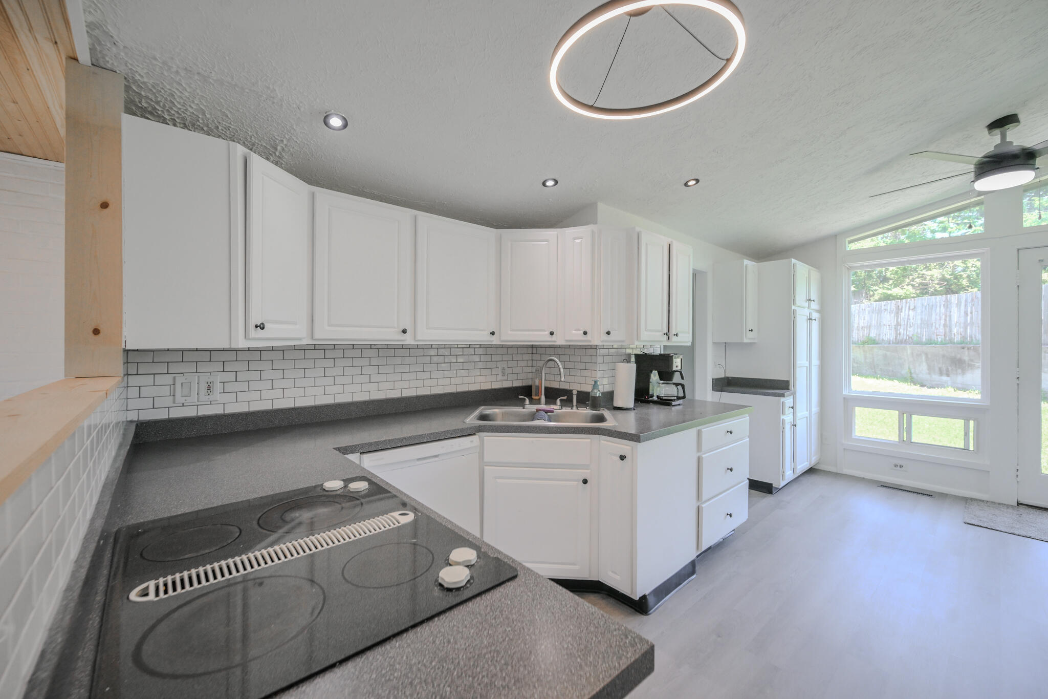 2020 Winding, Springfield, Ohio 45503