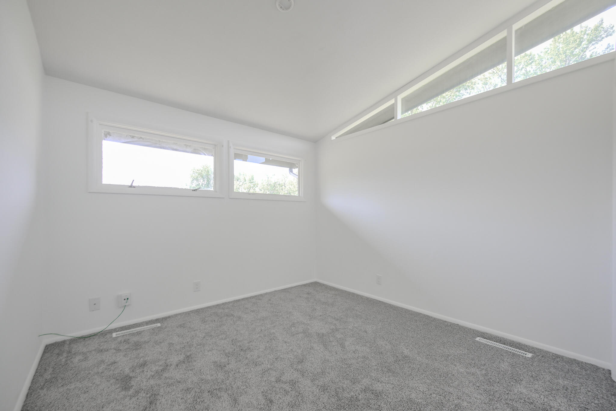 2020 Winding, Springfield, Ohio 45503