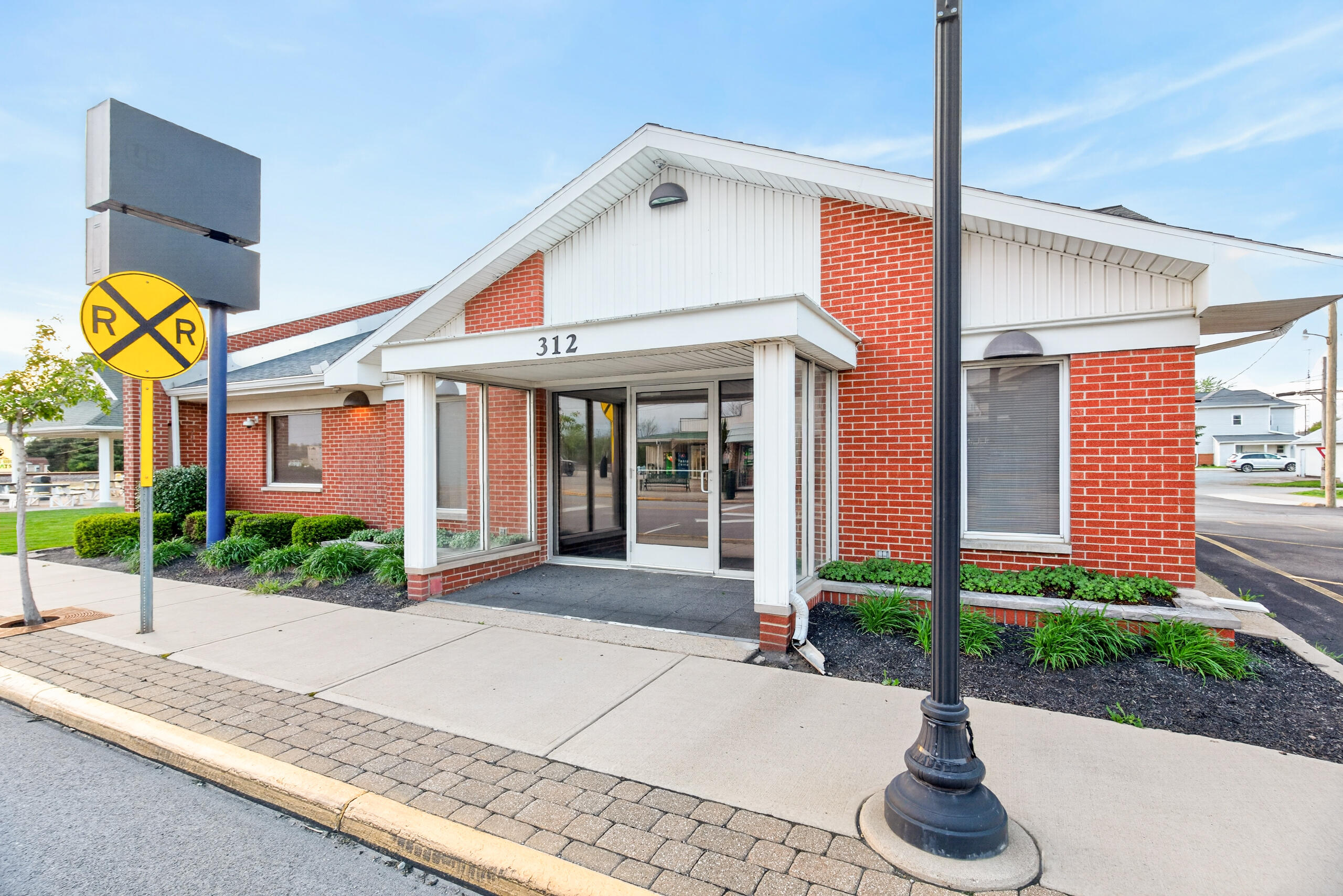 312 Main, Anna, Ohio 45302