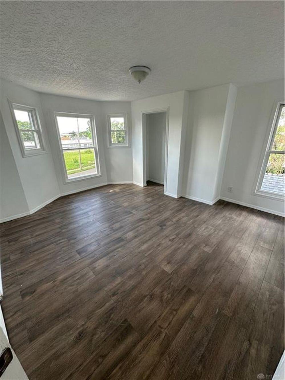 44 Springfield, Dayton, Ohio 45403