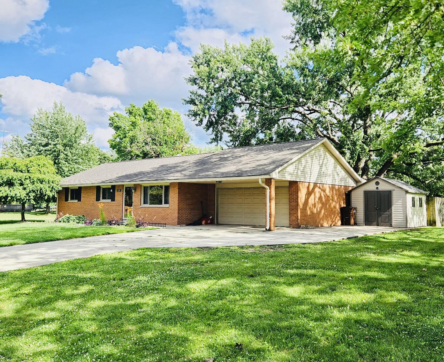 120 Windmere, Troy, Ohio 45373