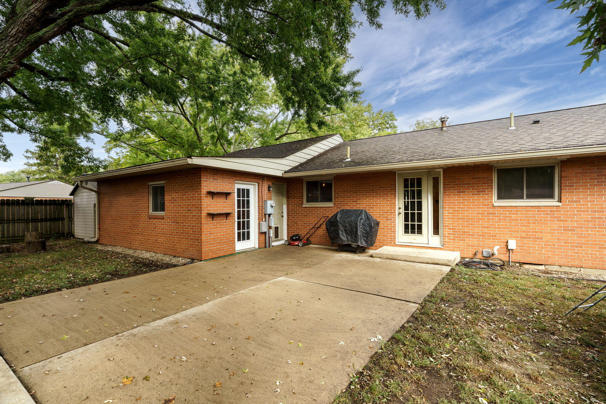 120 Windmere, Troy, Ohio 45373