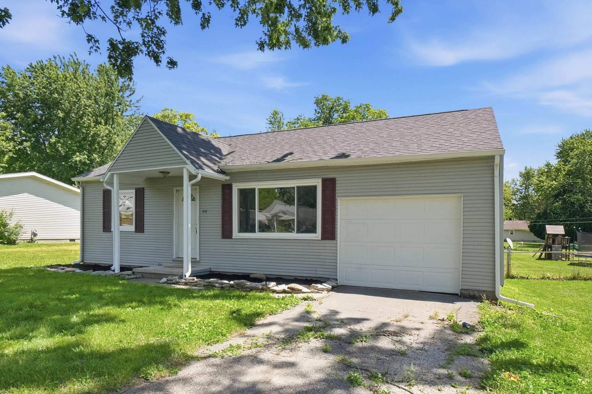 316 Hickory, Springfield, Ohio 45503