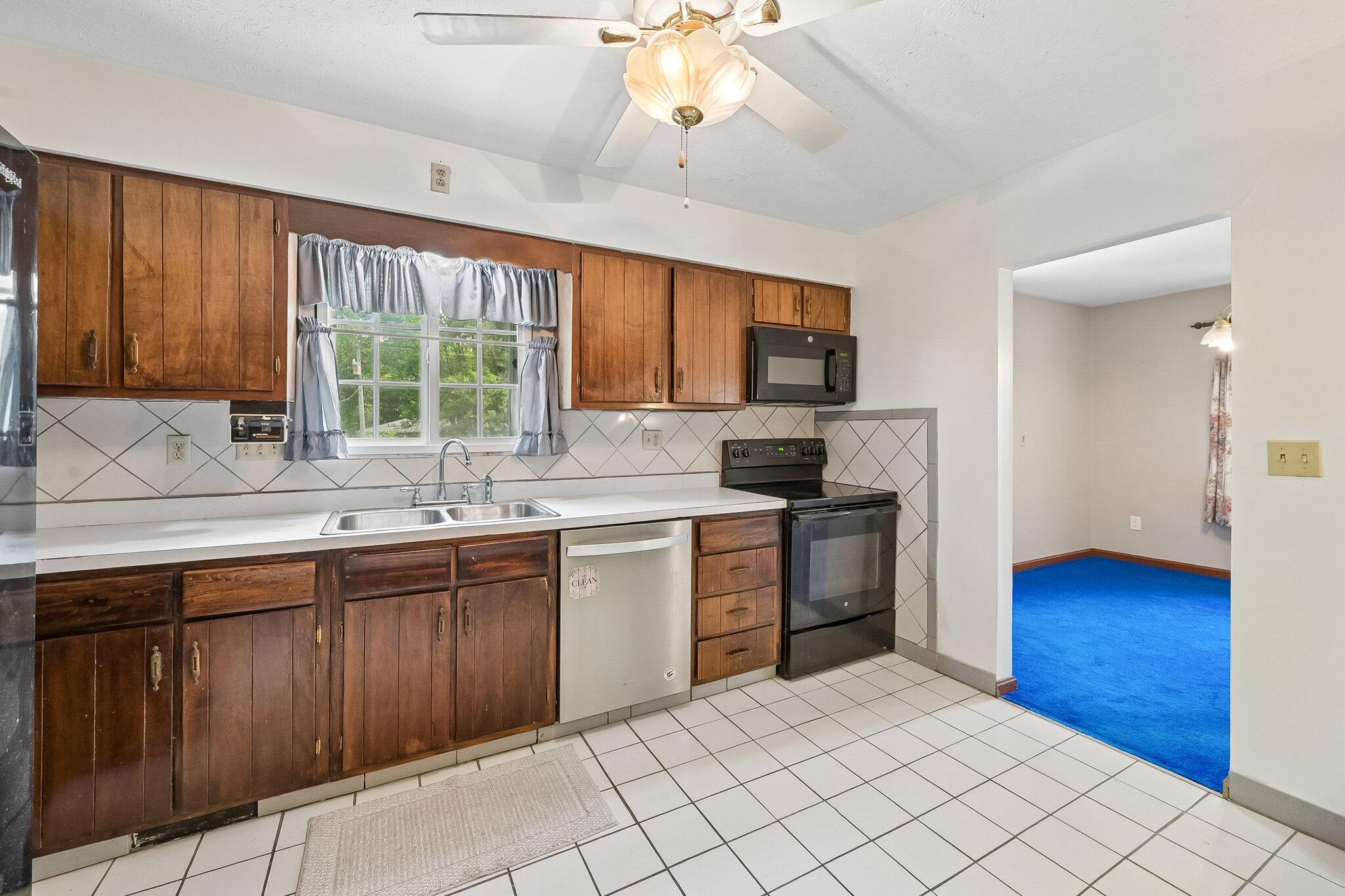 9462 Alkire, Grove City, Ohio 43123