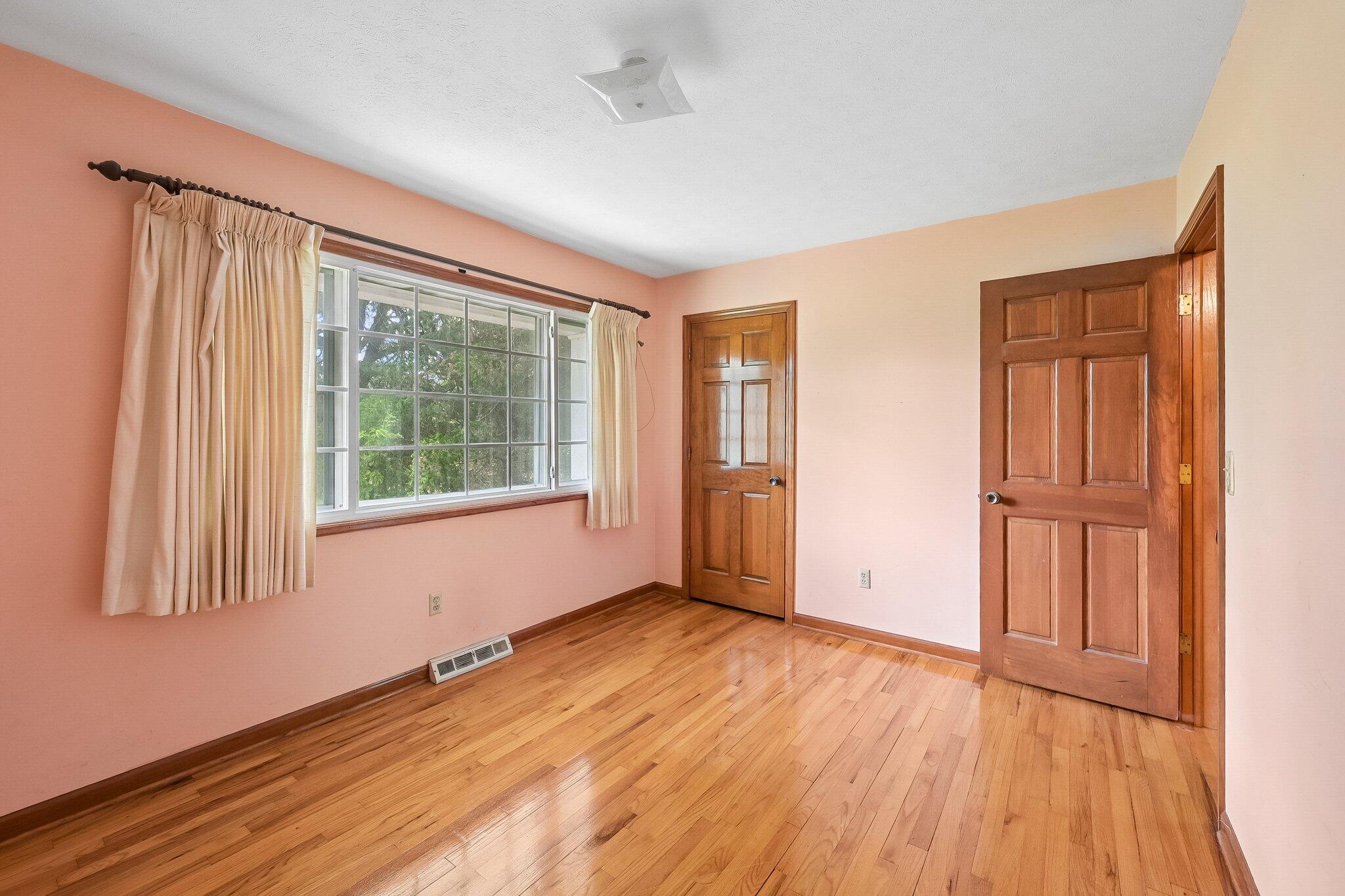9462 Alkire, Grove City, Ohio 43123