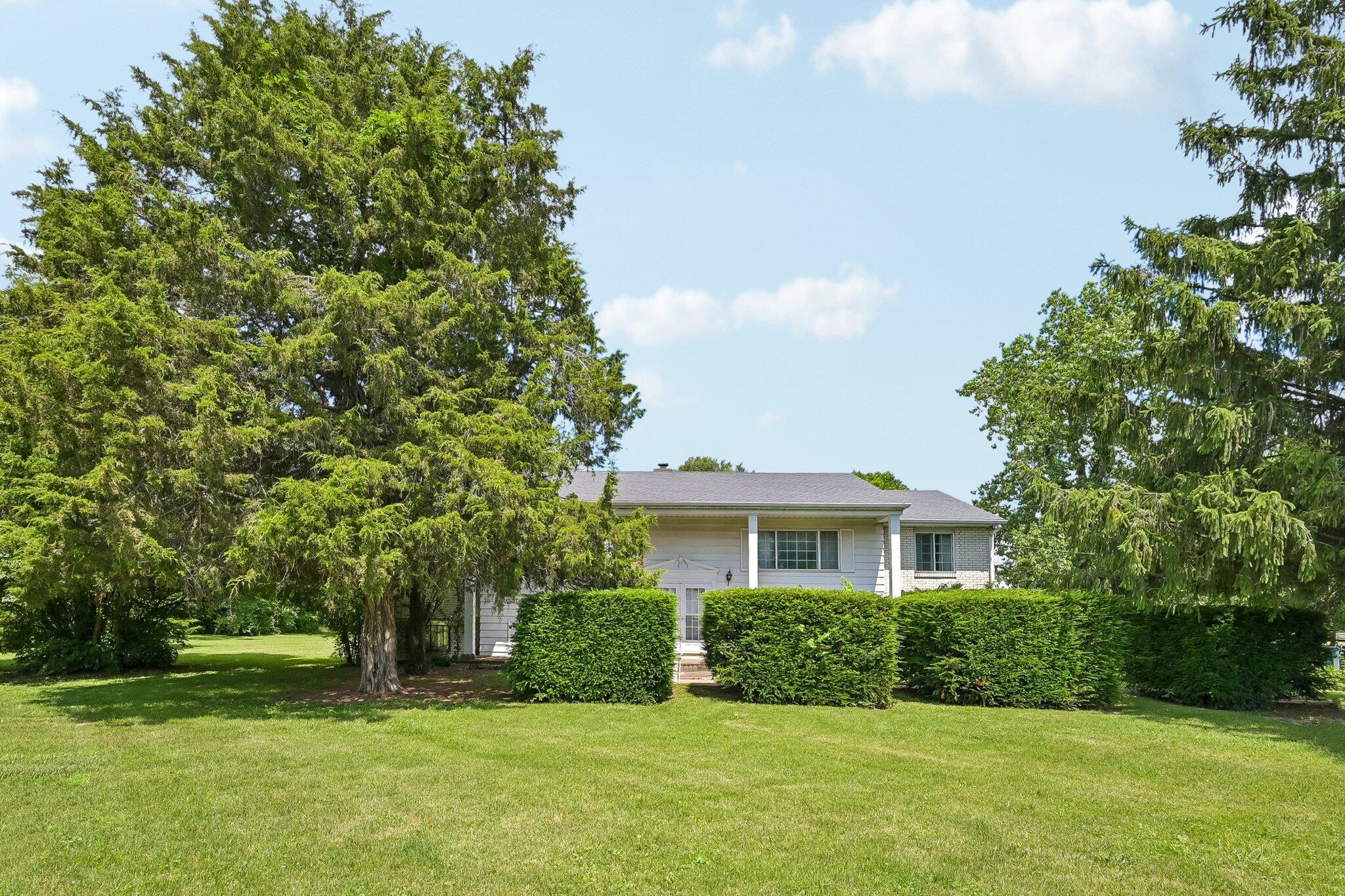 9462 Alkire, Grove City, Ohio 43123