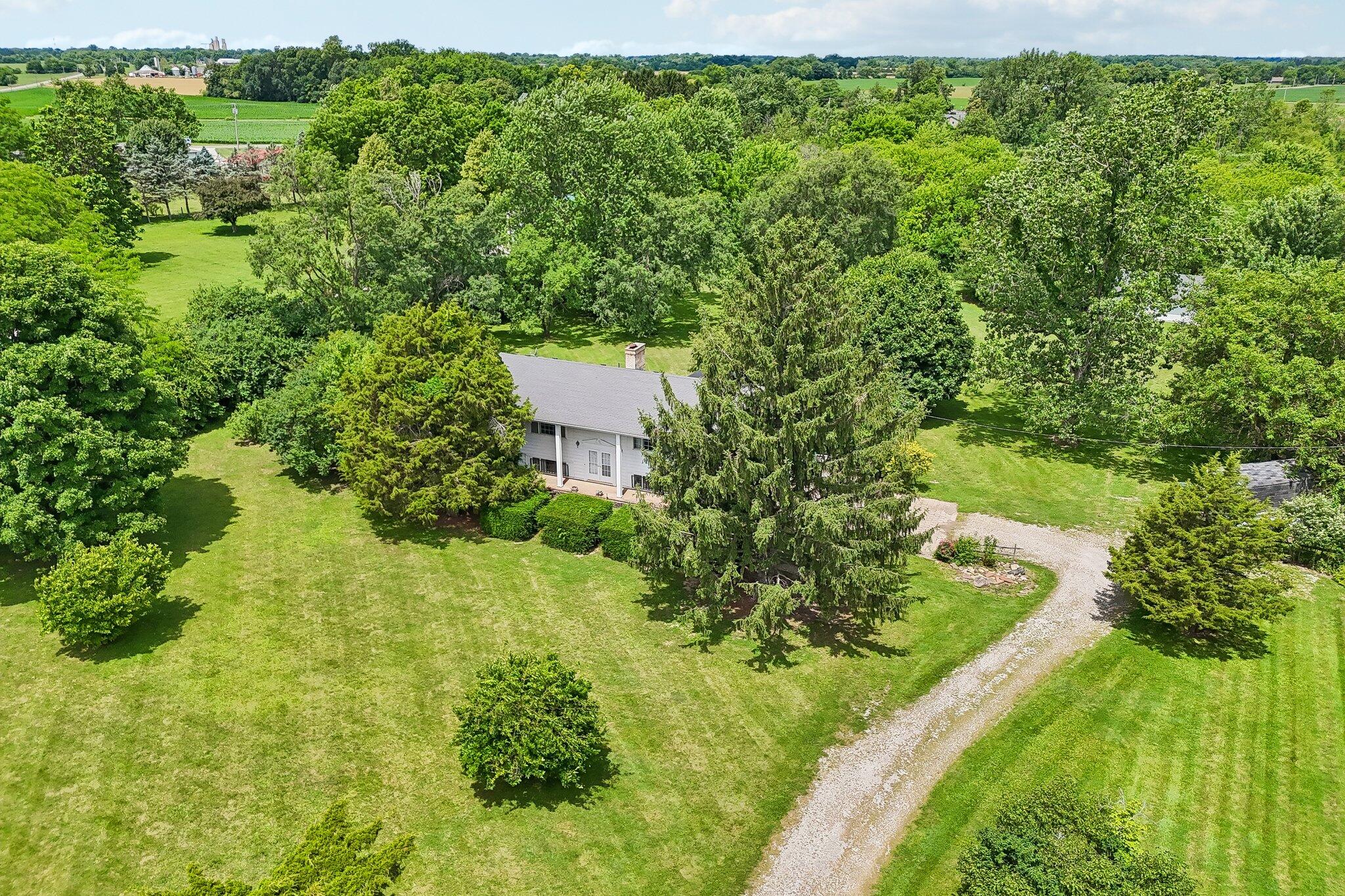 9462 Alkire, Grove City, Ohio 43123