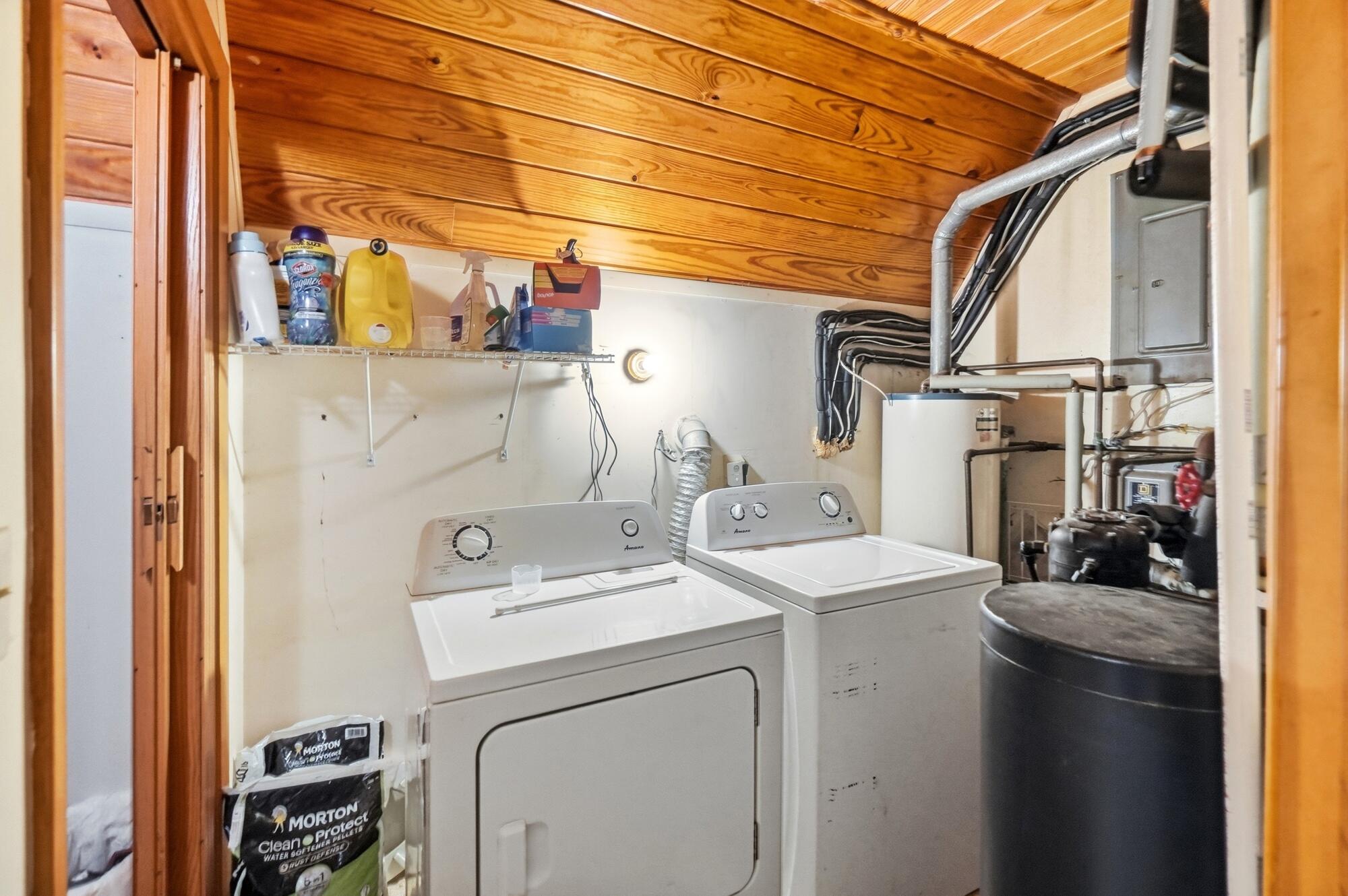 24545 Fairmount, Waynesfield, Ohio 45896
