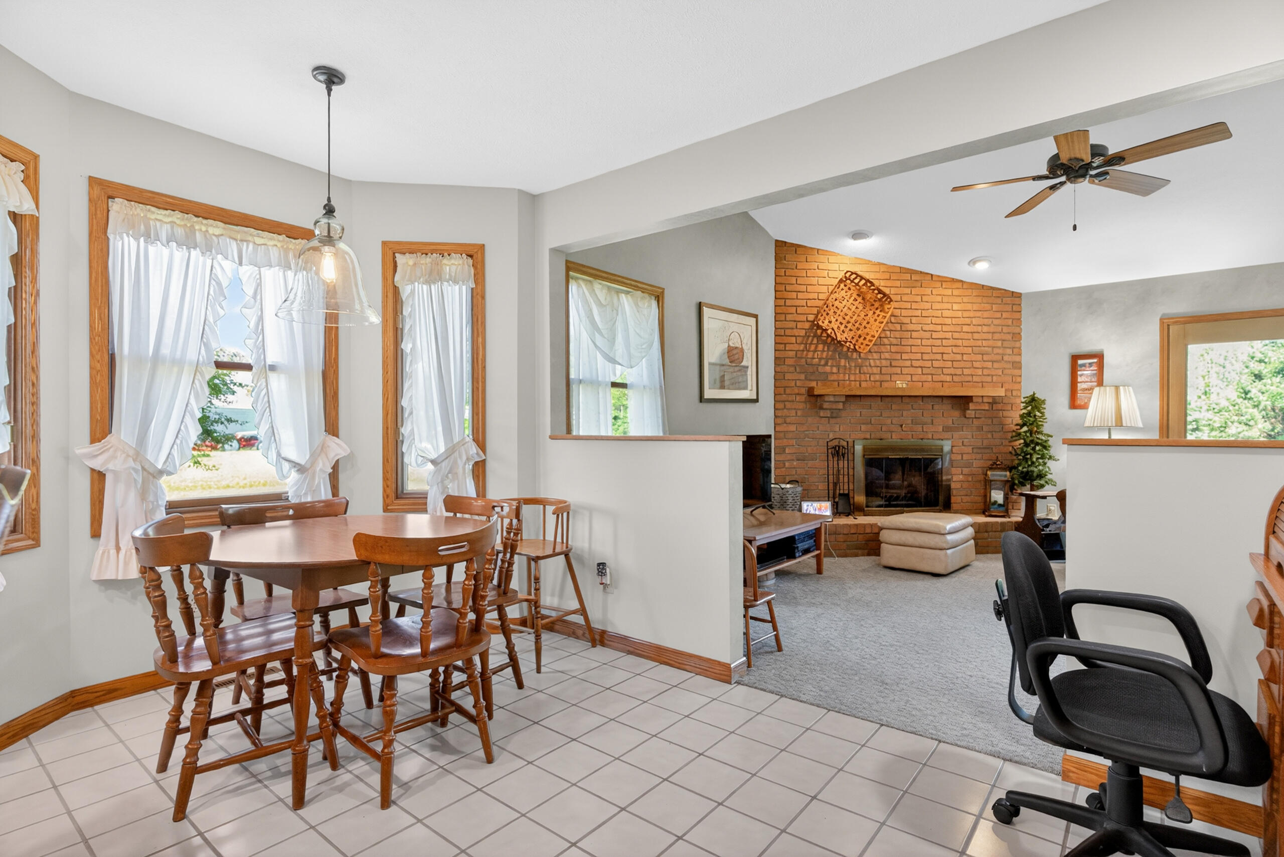 3140 Sidney-Freyburg, Sidney, Ohio 45365