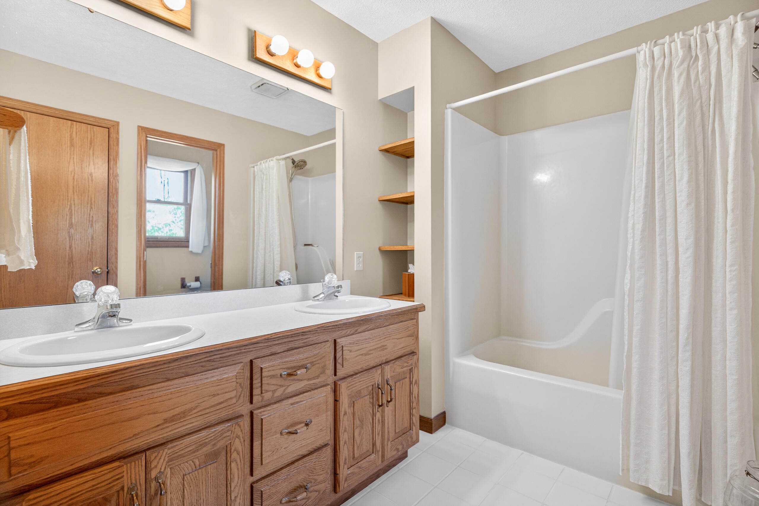 3140 Sidney-Freyburg, Sidney, Ohio 45365