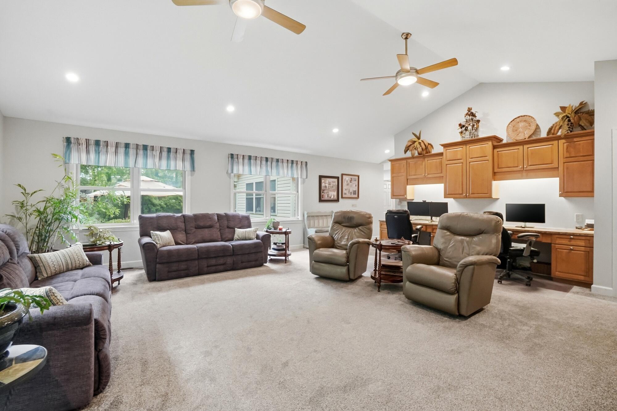 2005 Audubon Park, Springfield, Ohio 45504