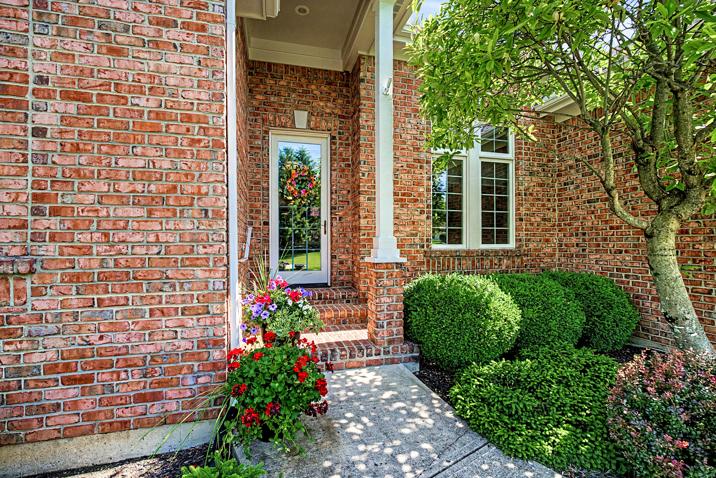 775 Lennox, Tipp City, Ohio 45371