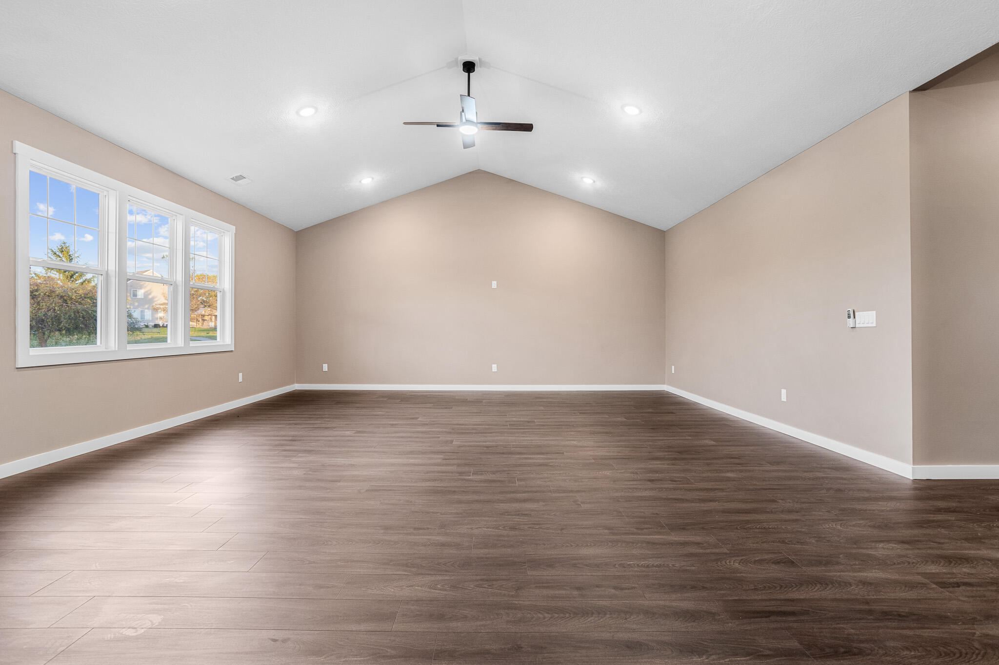 9907 Barnum, Piqua, Ohio 45356
