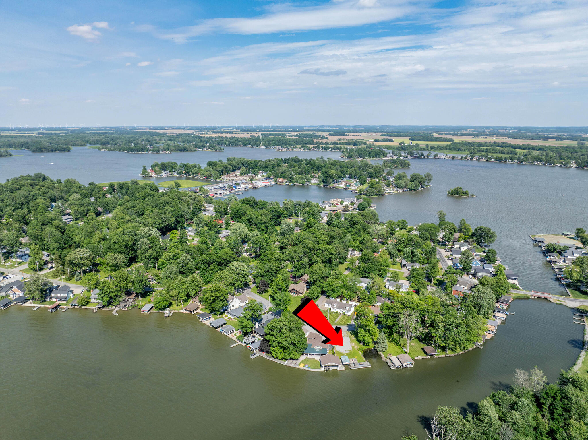 10201 Seminole Shore, Huntsville, Ohio 43324