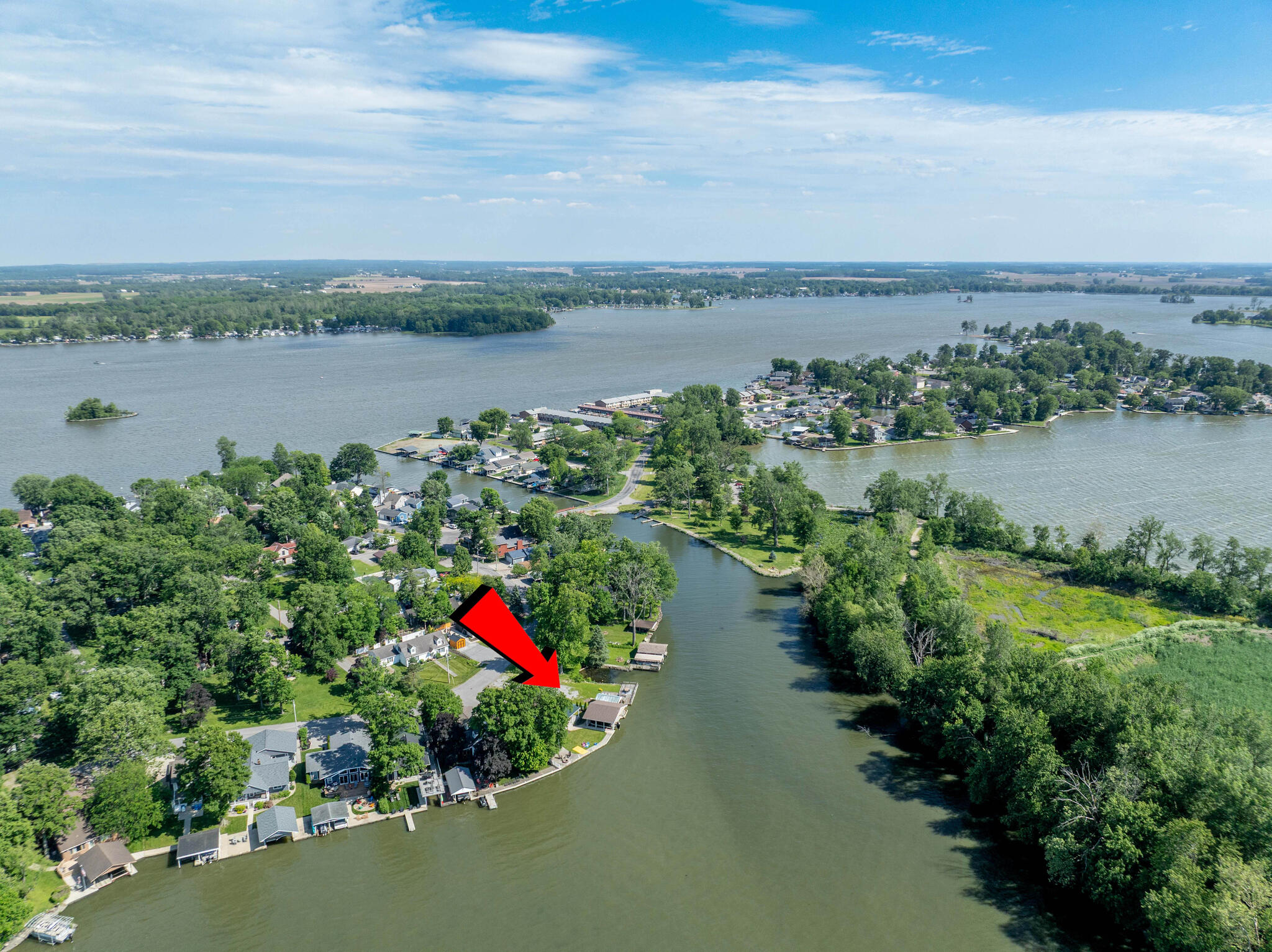 10201 Seminole Shore, Huntsville, Ohio 43324