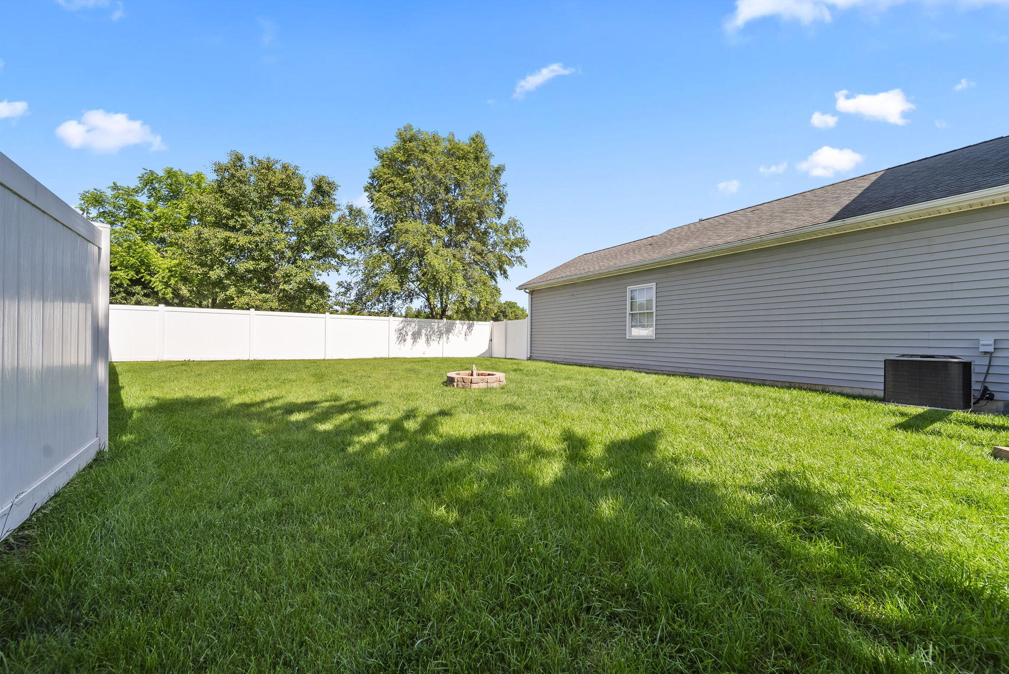 928 Old Nursery, Troy, Ohio 45373