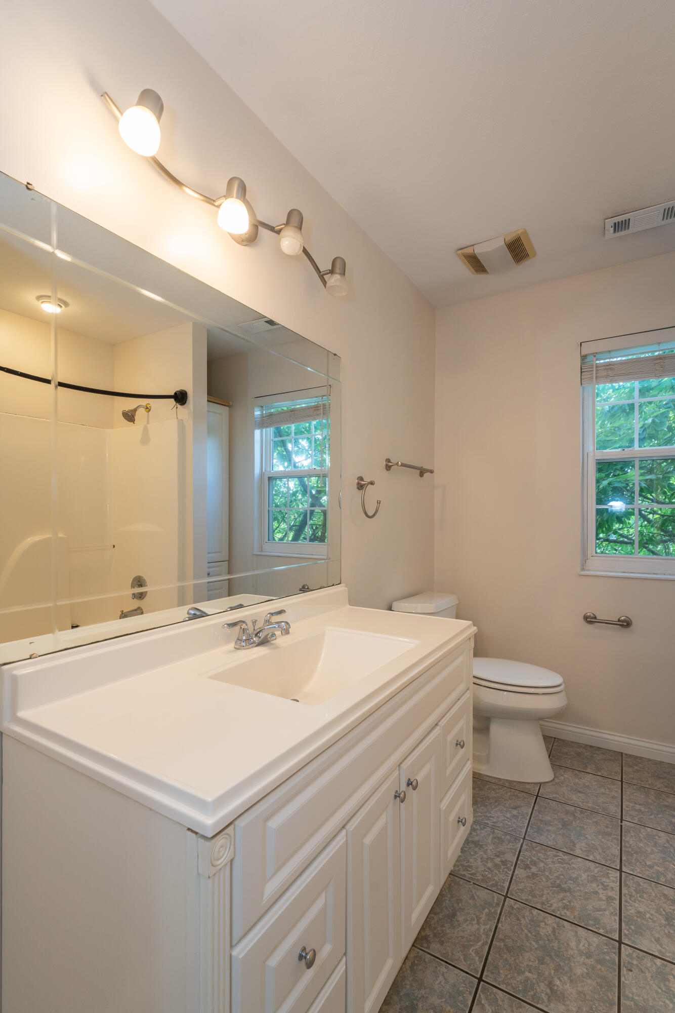 3415 Shakertown, Beavercreek, Ohio 45430