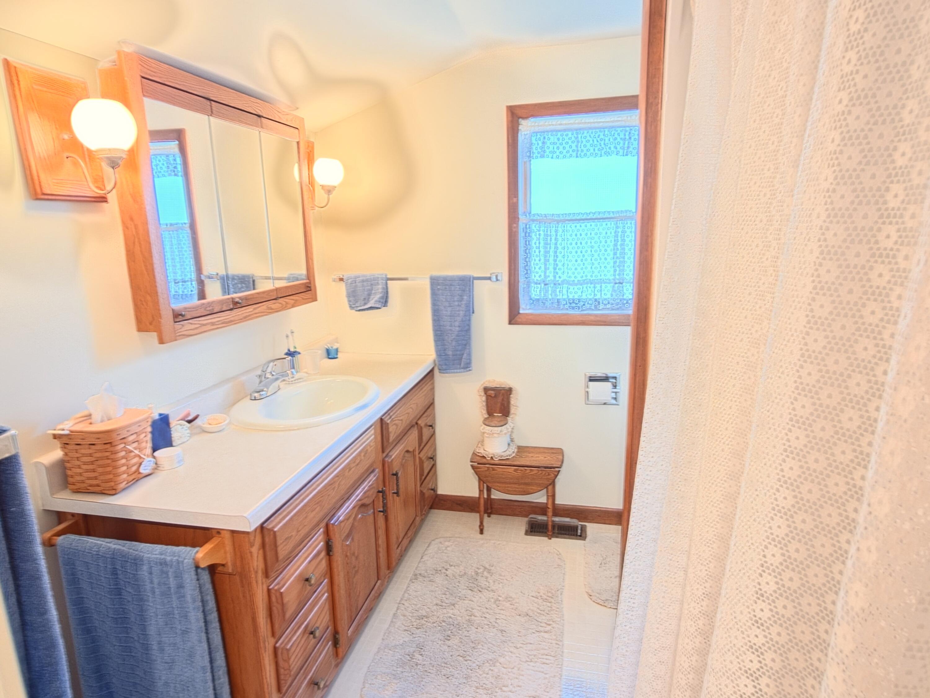 1909 Washington, Springfield, Ohio 45506