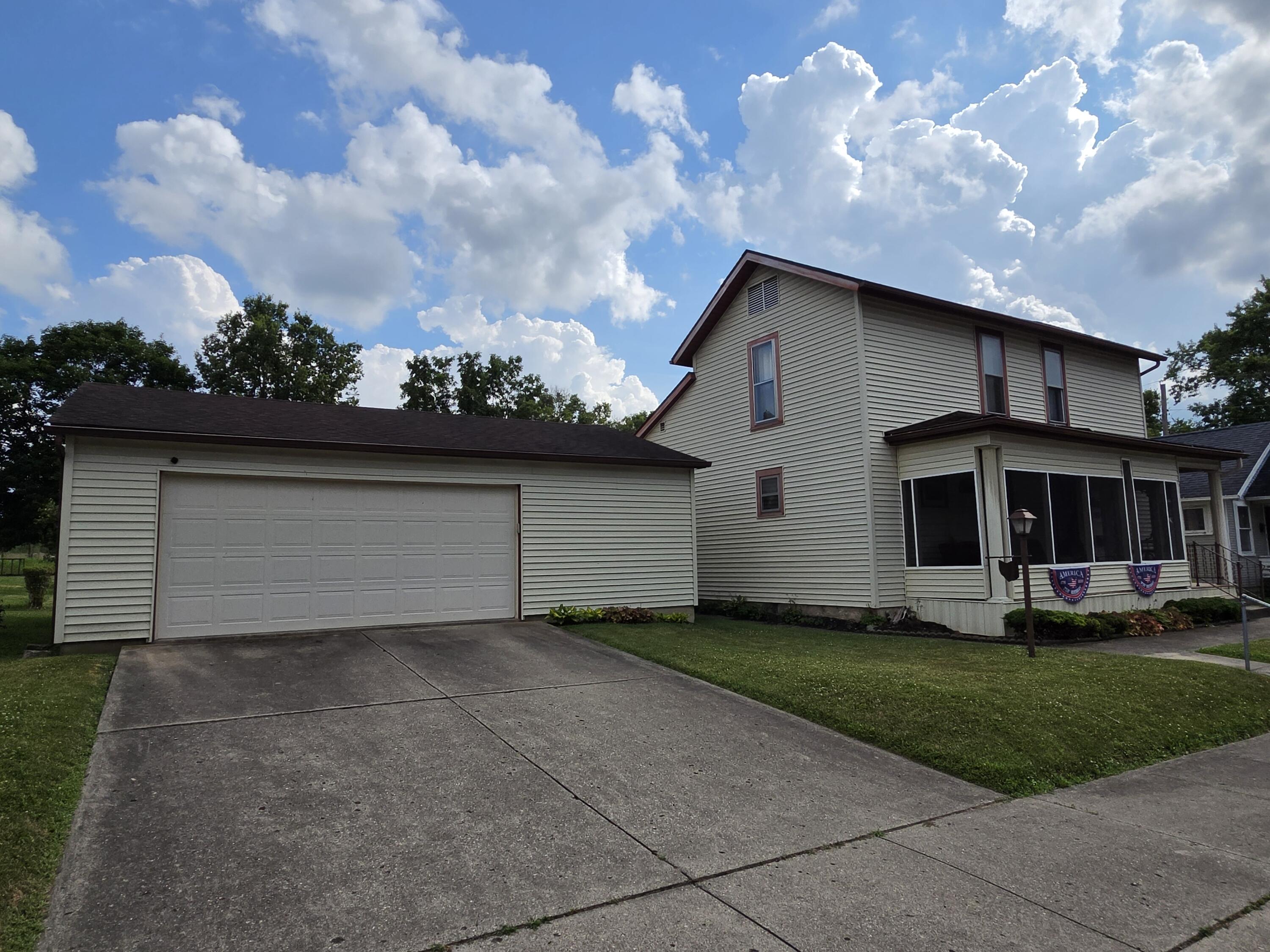 1909 Washington, Springfield, Ohio 45506
