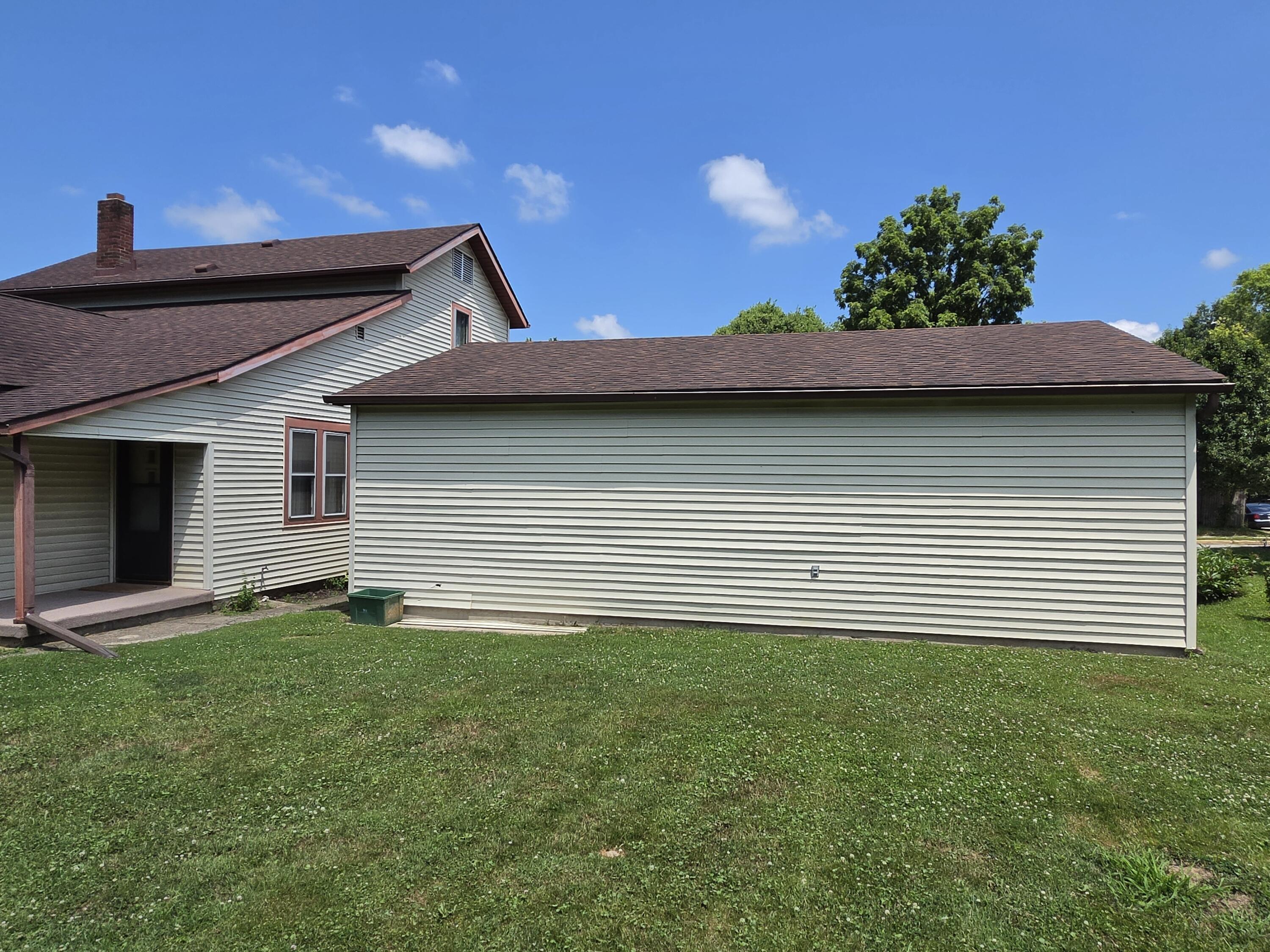 1909 Washington, Springfield, Ohio 45506