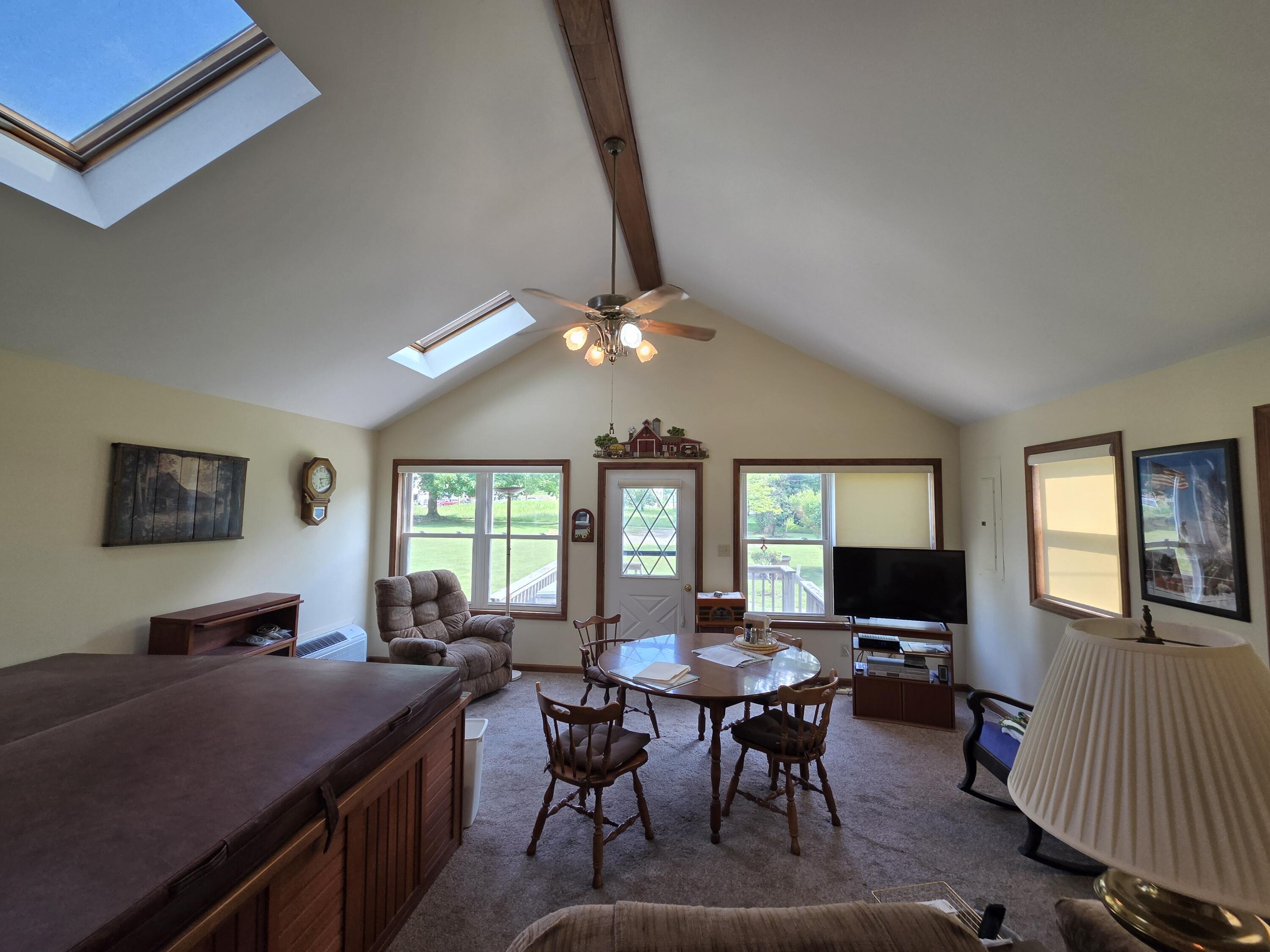 1909 Washington, Springfield, Ohio 45506