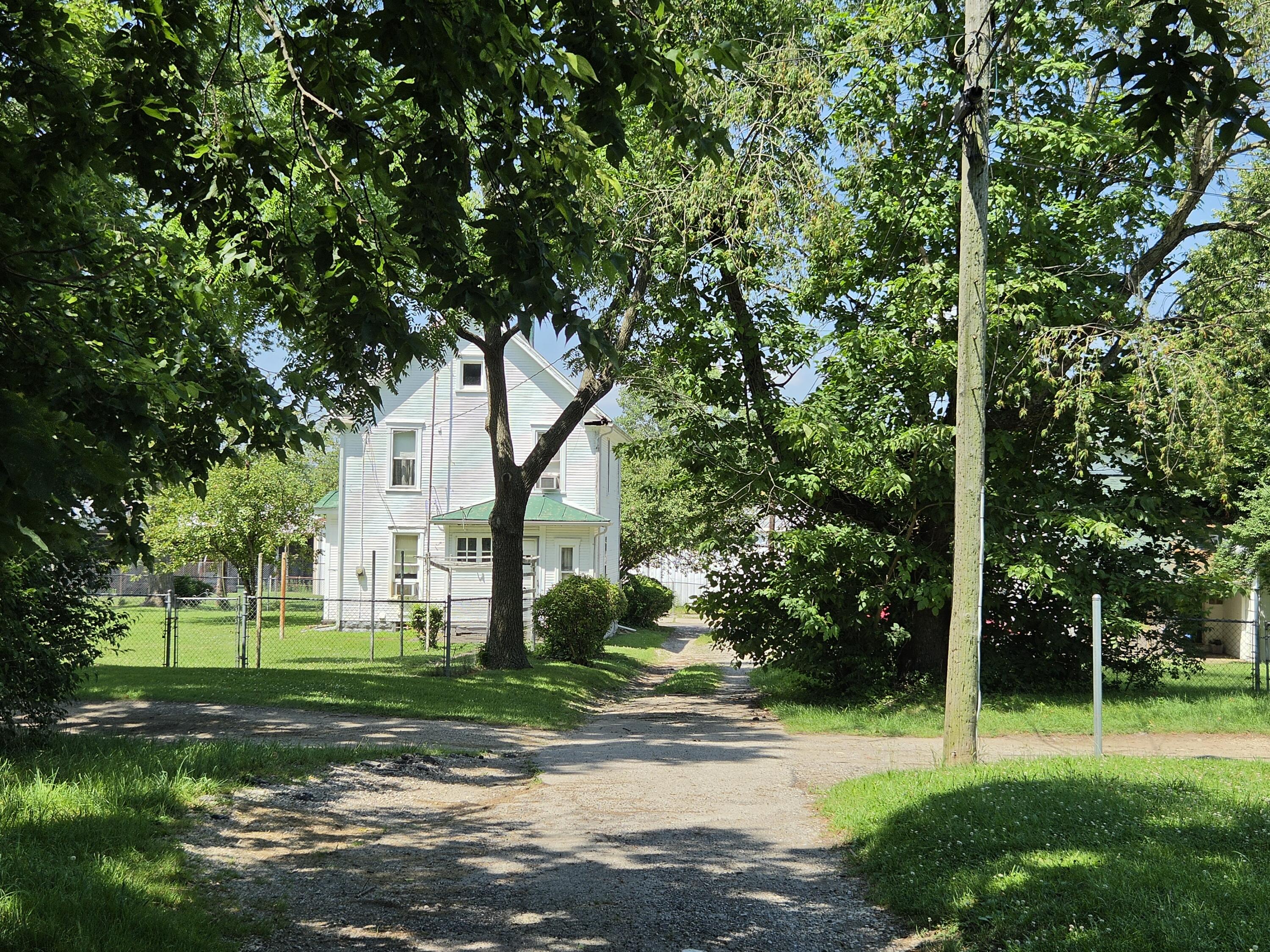 1909 Washington, Springfield, Ohio 45506
