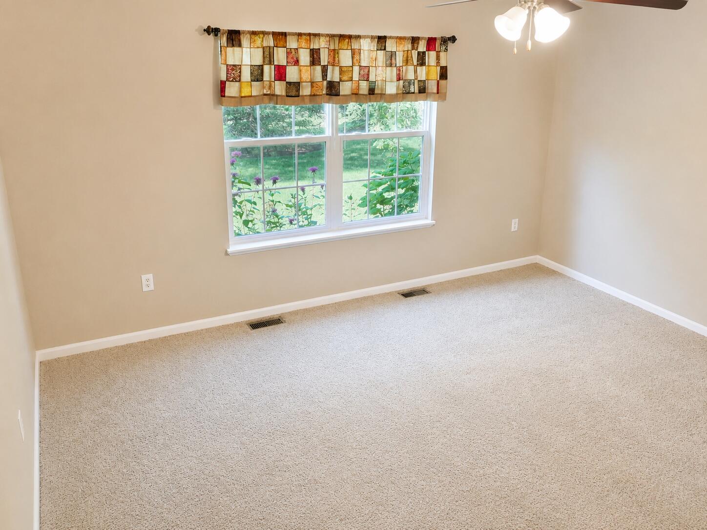 638 Willow Point, Troy, Ohio 45373