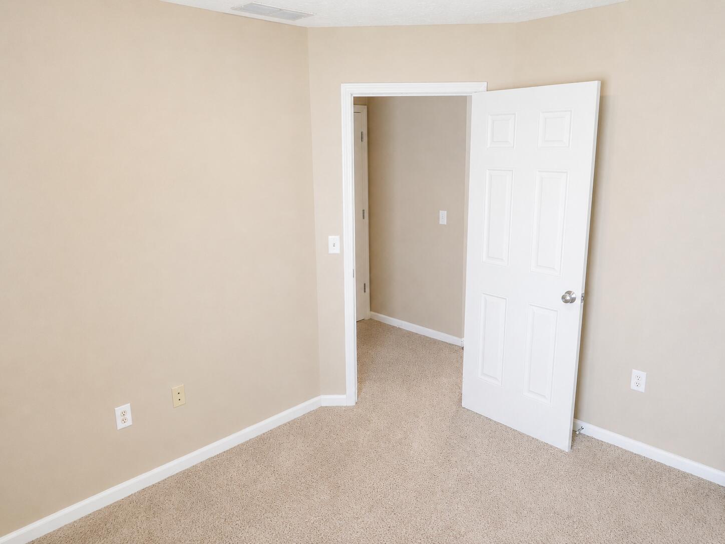 638 Willow Point, Troy, Ohio 45373