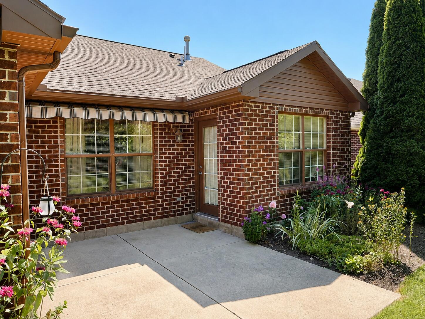 638 Willow Point, Troy, Ohio 45373