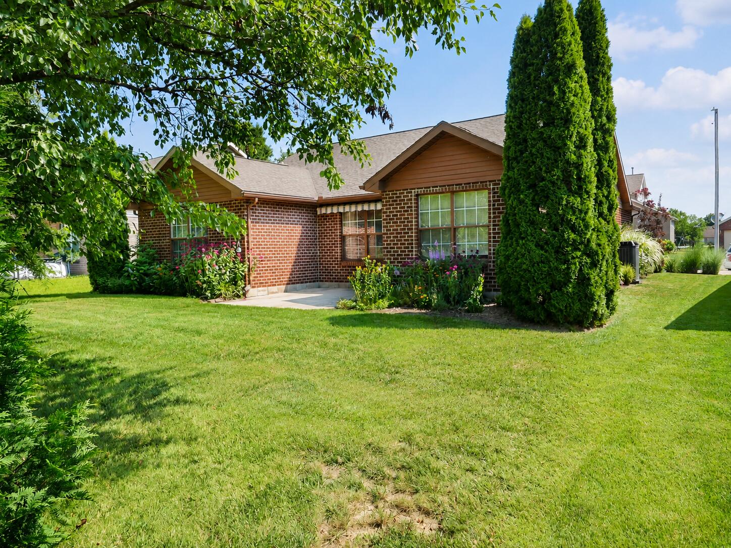 638 Willow Point, Troy, Ohio 45373