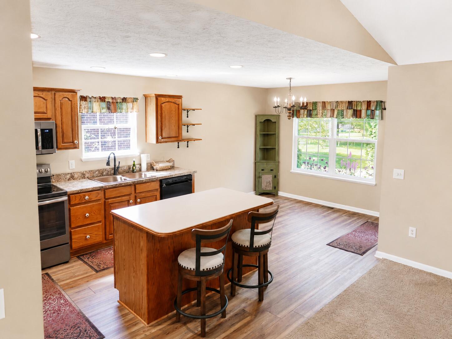 638 Willow Point, Troy, Ohio 45373