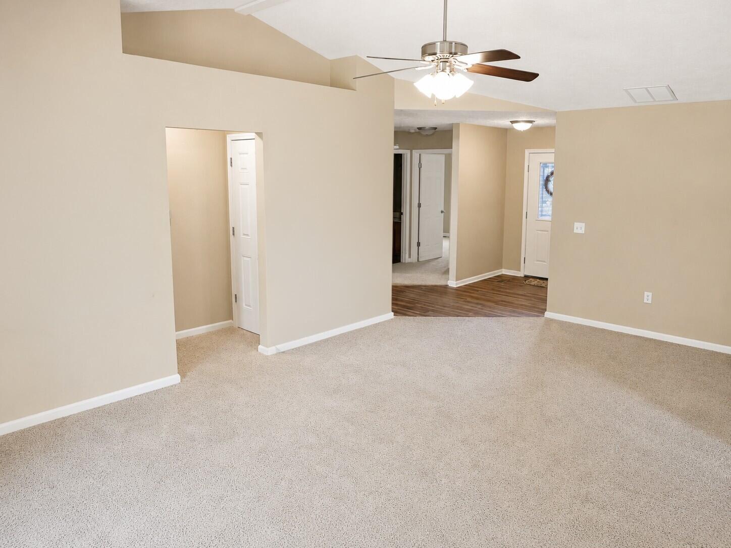 638 Willow Point, Troy, Ohio 45373