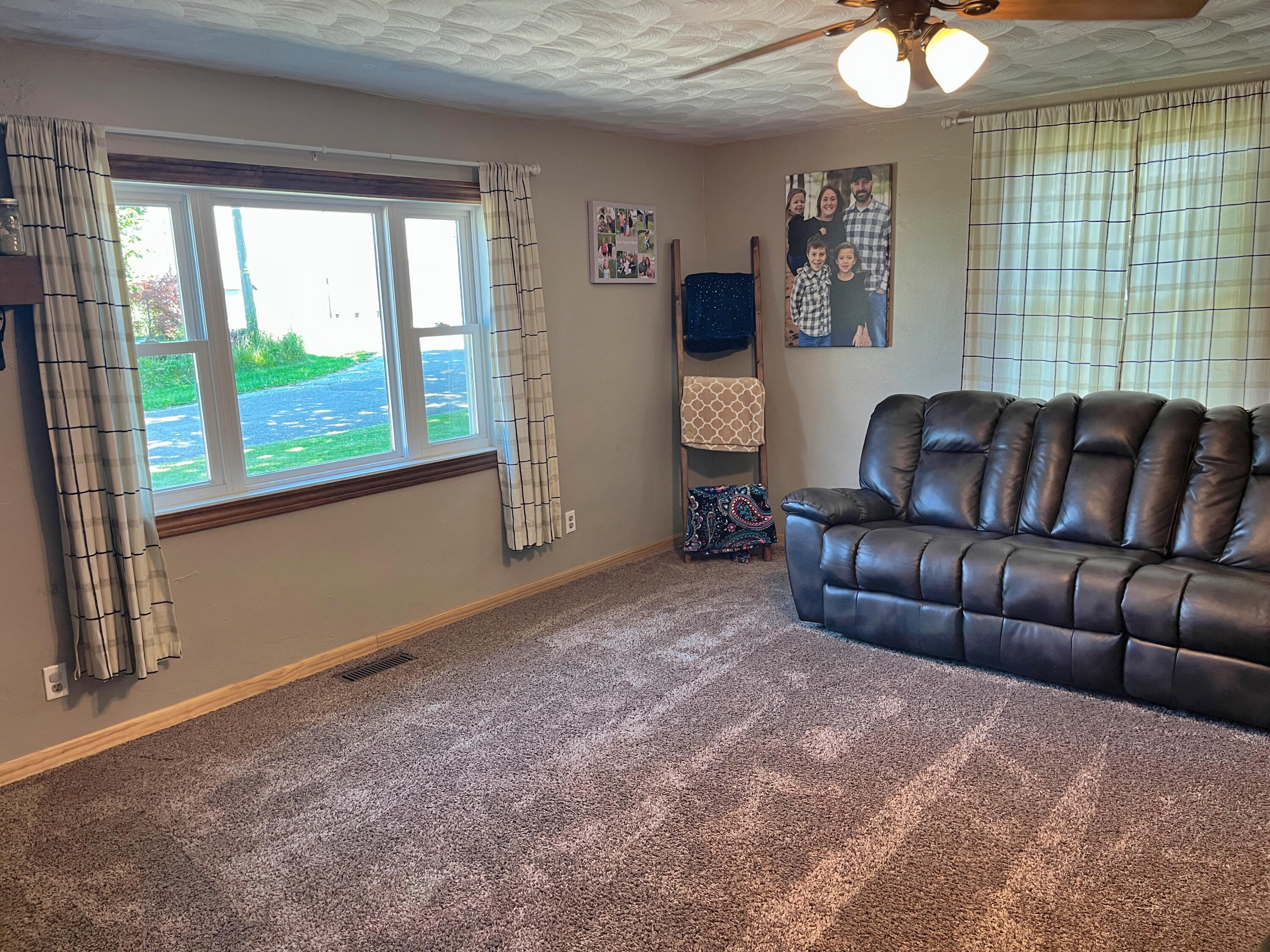 200 Ohio, New Hampshire, Ohio 45870