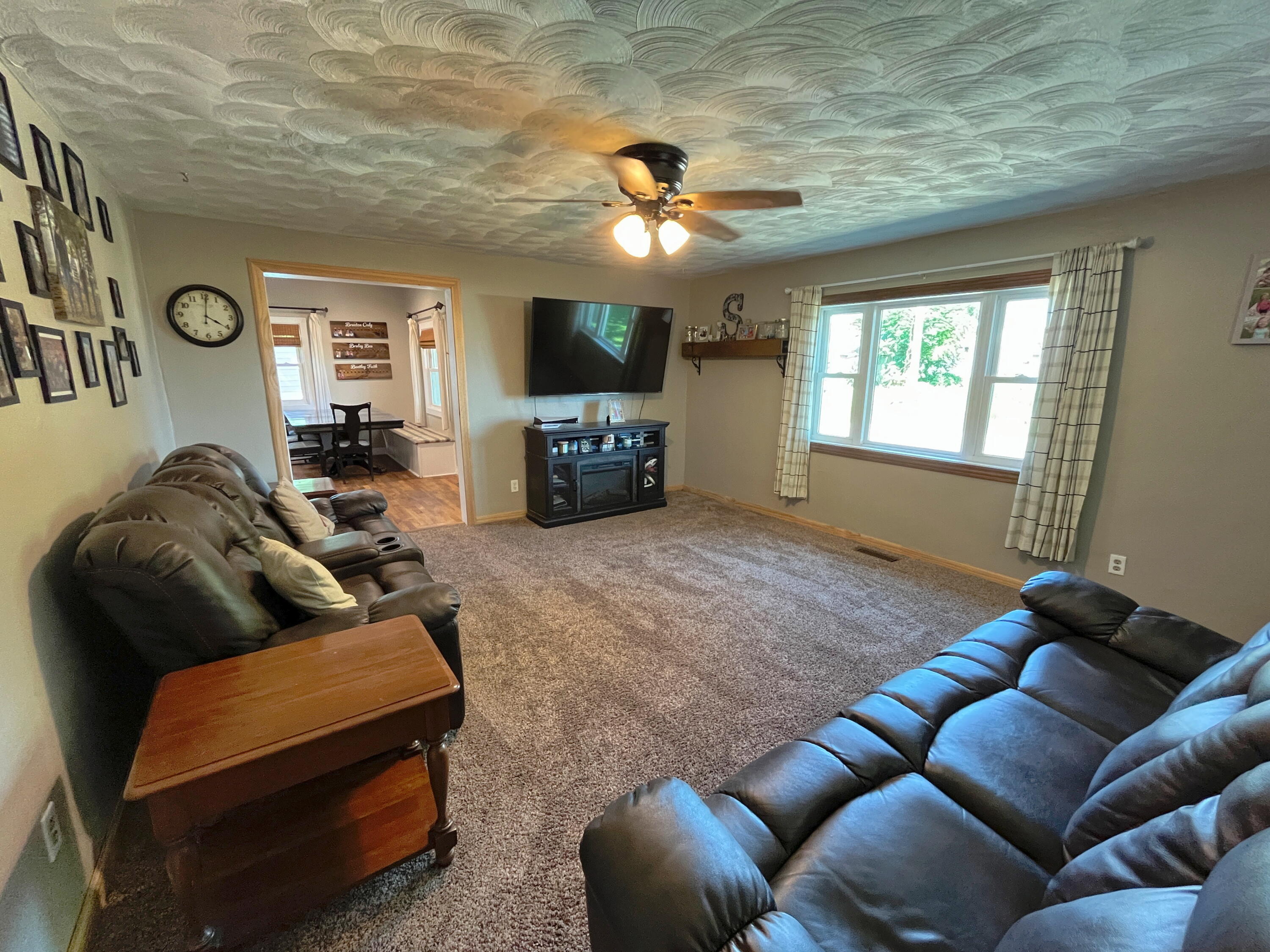 200 Ohio, New Hampshire, Ohio 45870